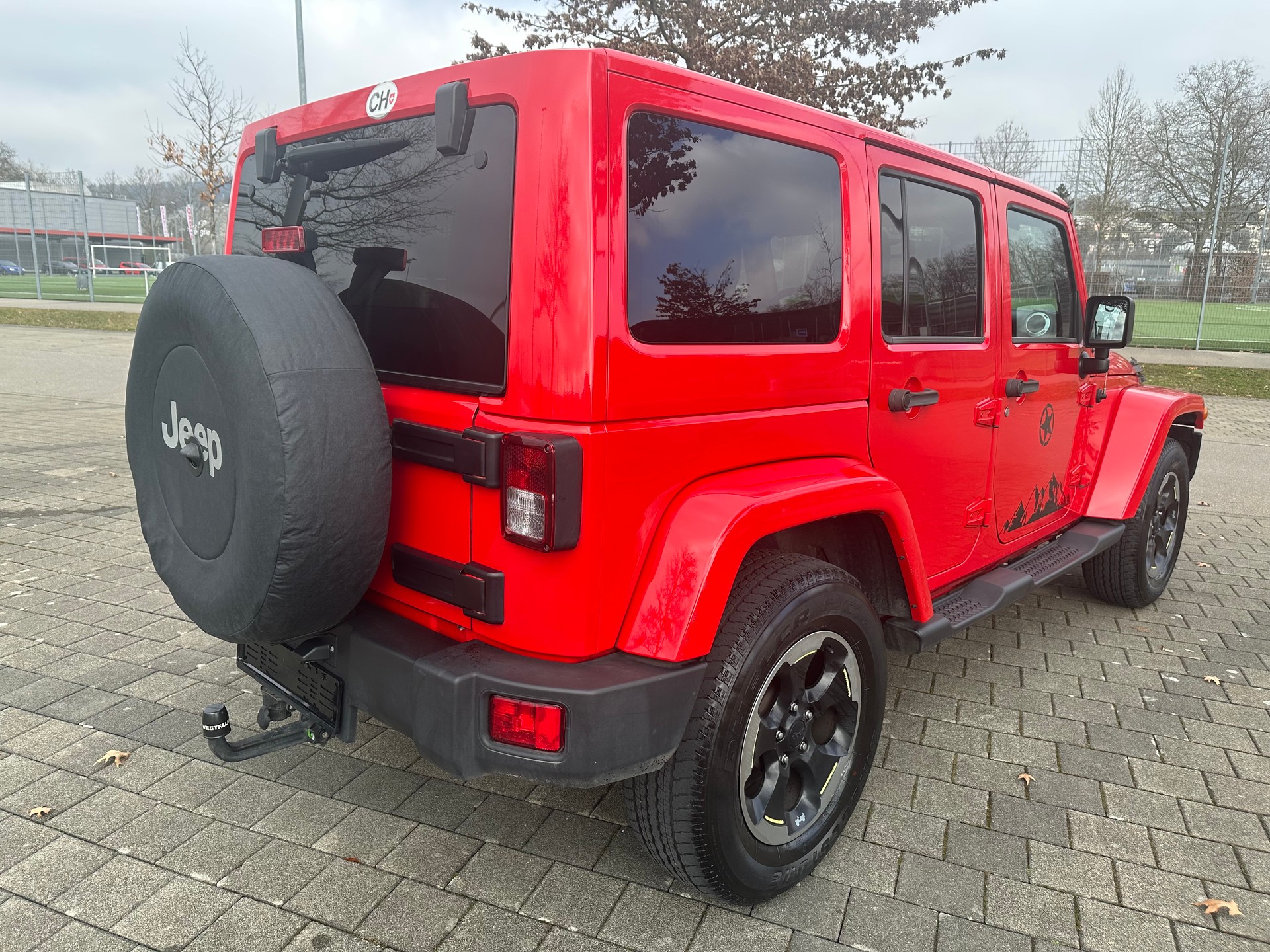 JEEP Wrangler 2.8CRD Unlimited Sahara X Automatic Hardtop-image-4