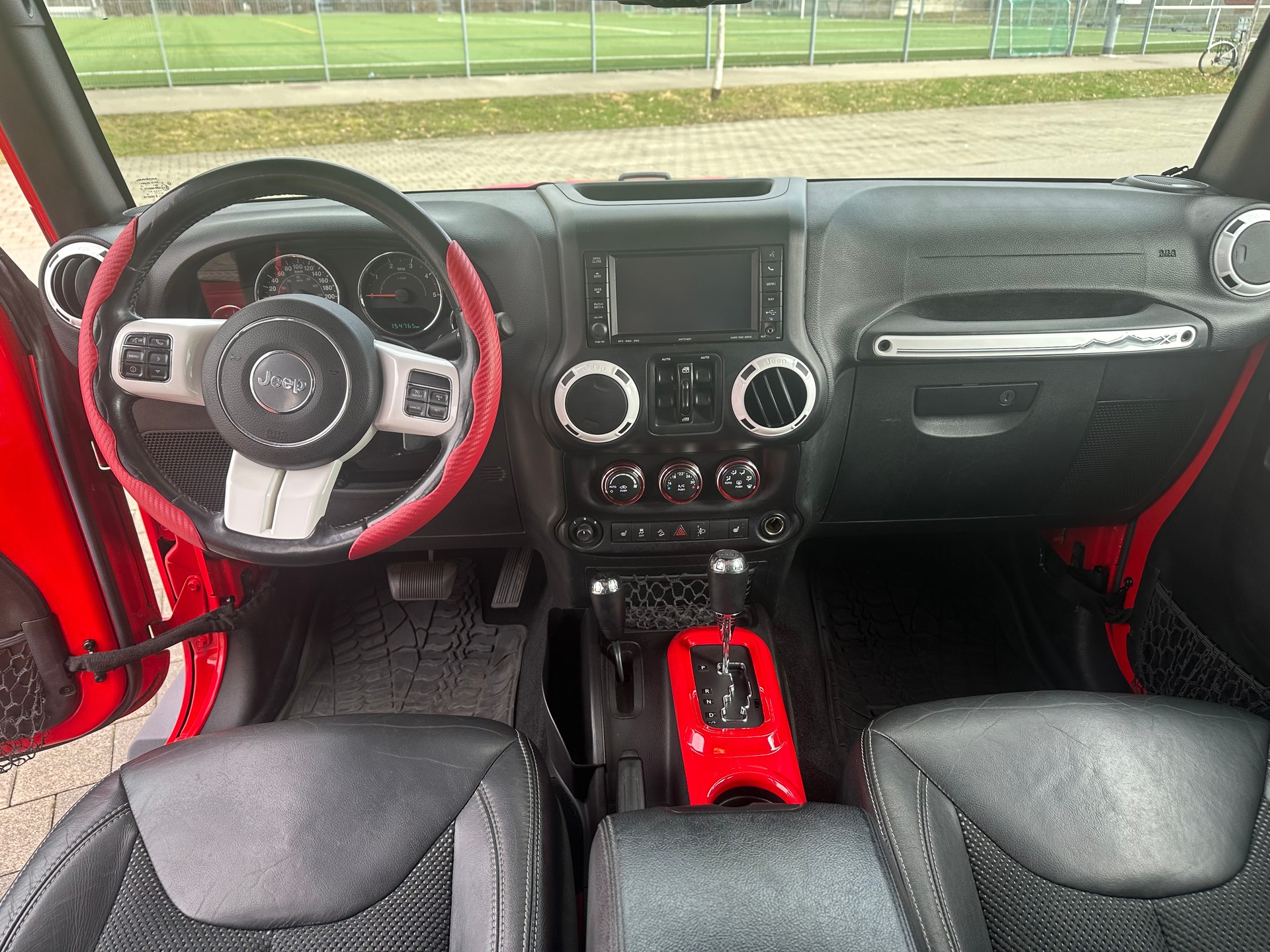 JEEP Wrangler 2.8CRD Unlimited Sahara X Automatic Hardtop-image-10