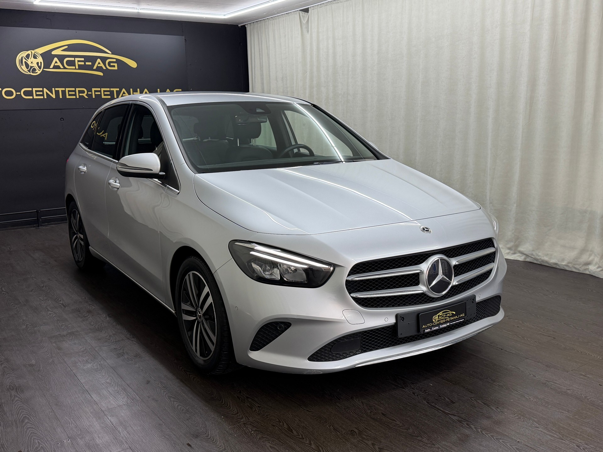 MERCEDES-BENZ B 160 Progressive-showroom-element-2
