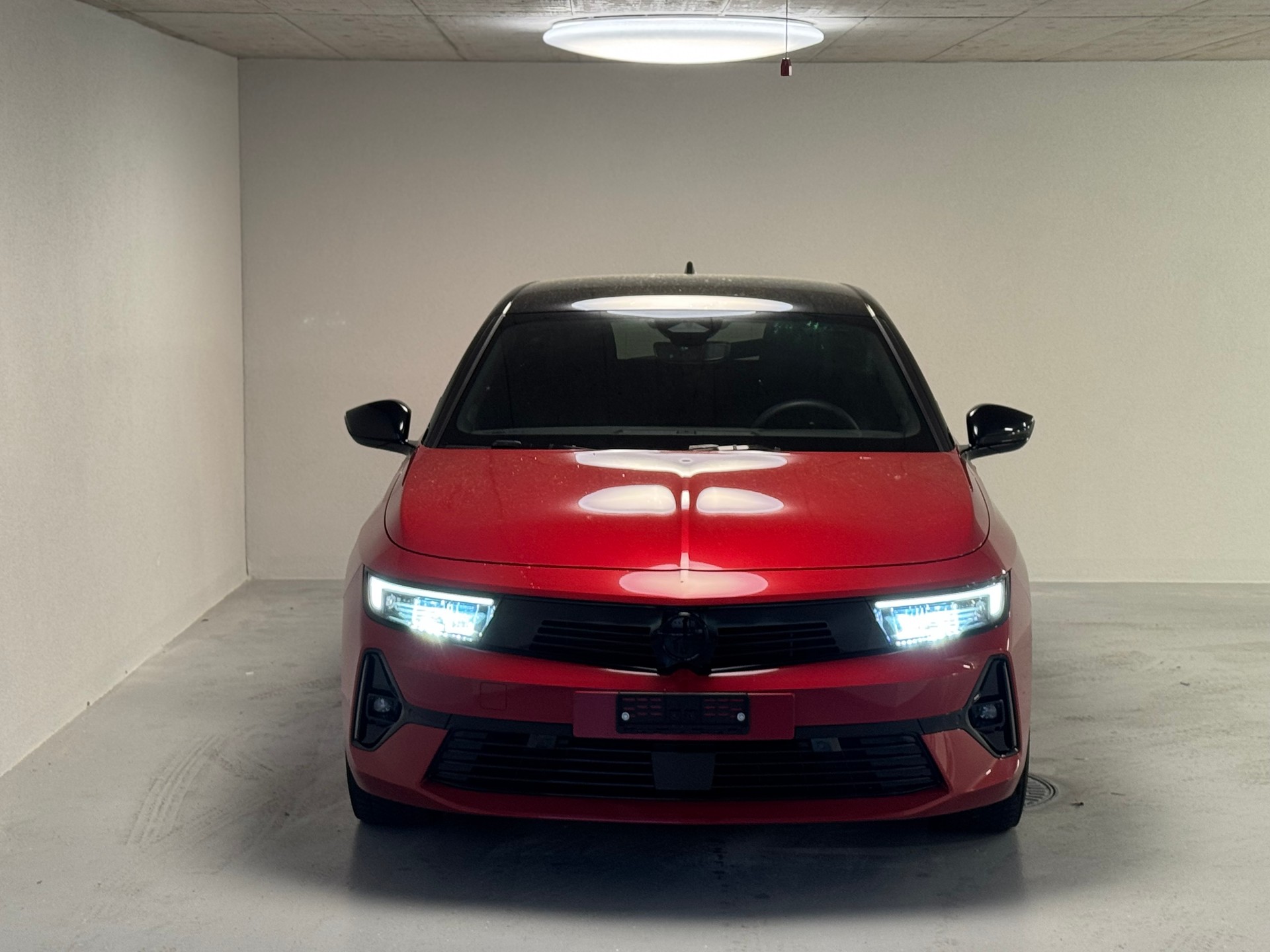 OPEL Astra 1.6 PHEV Turbo Swiss Plus A-image-1