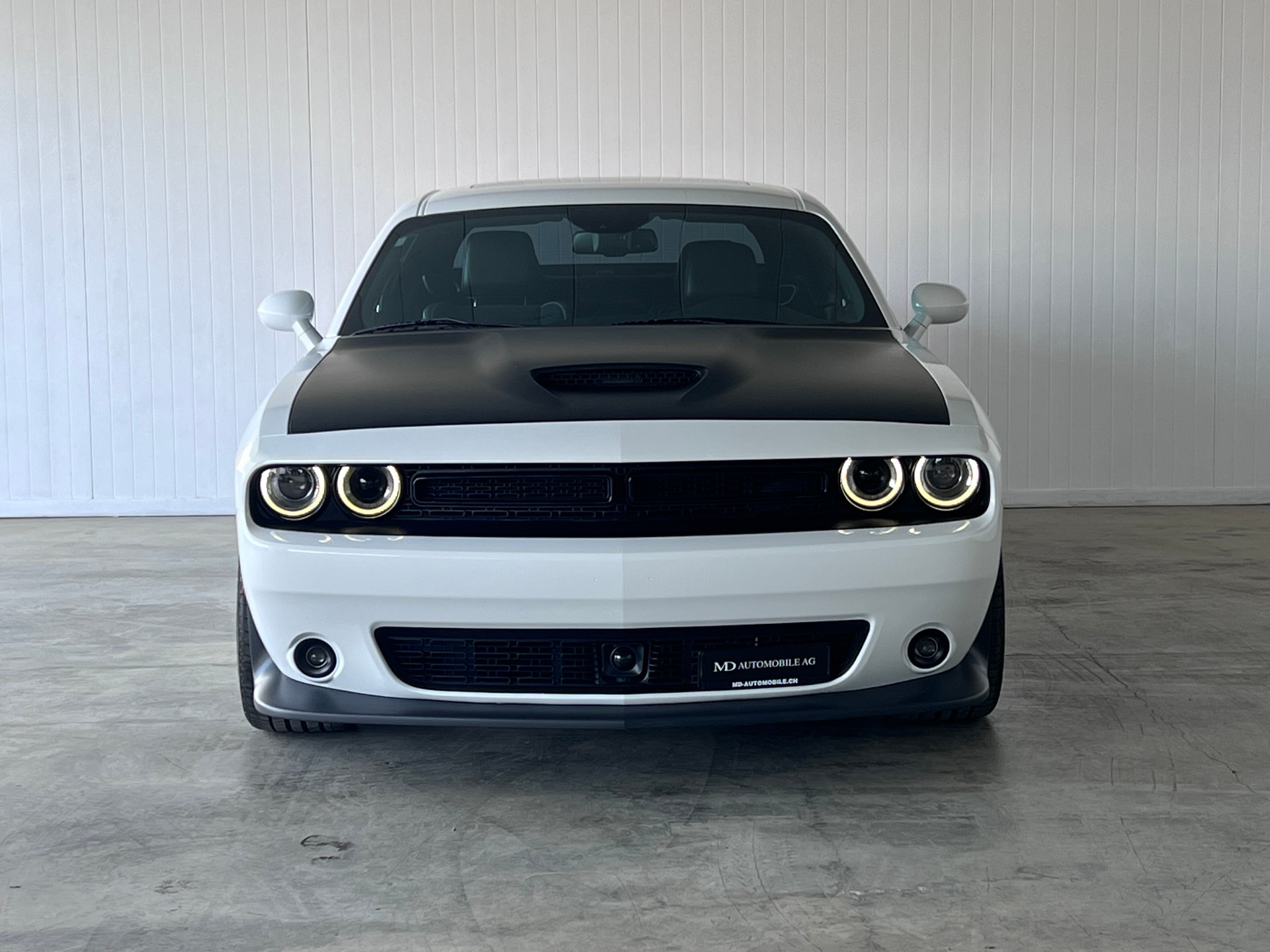 DODGE SRT 392 6.4 V8 HEMI-image-5