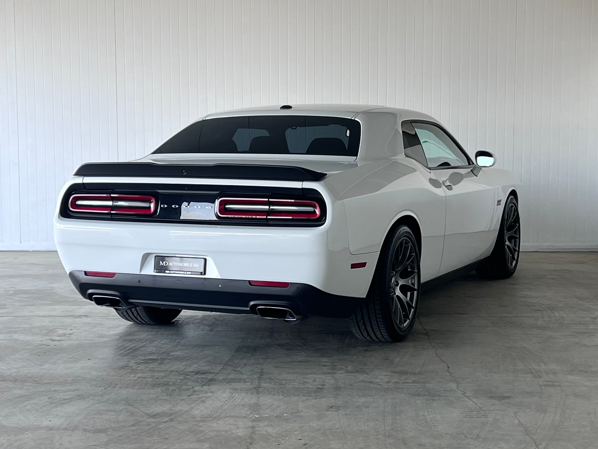 DODGE SRT 392 6.4 V8 HEMI-image-7