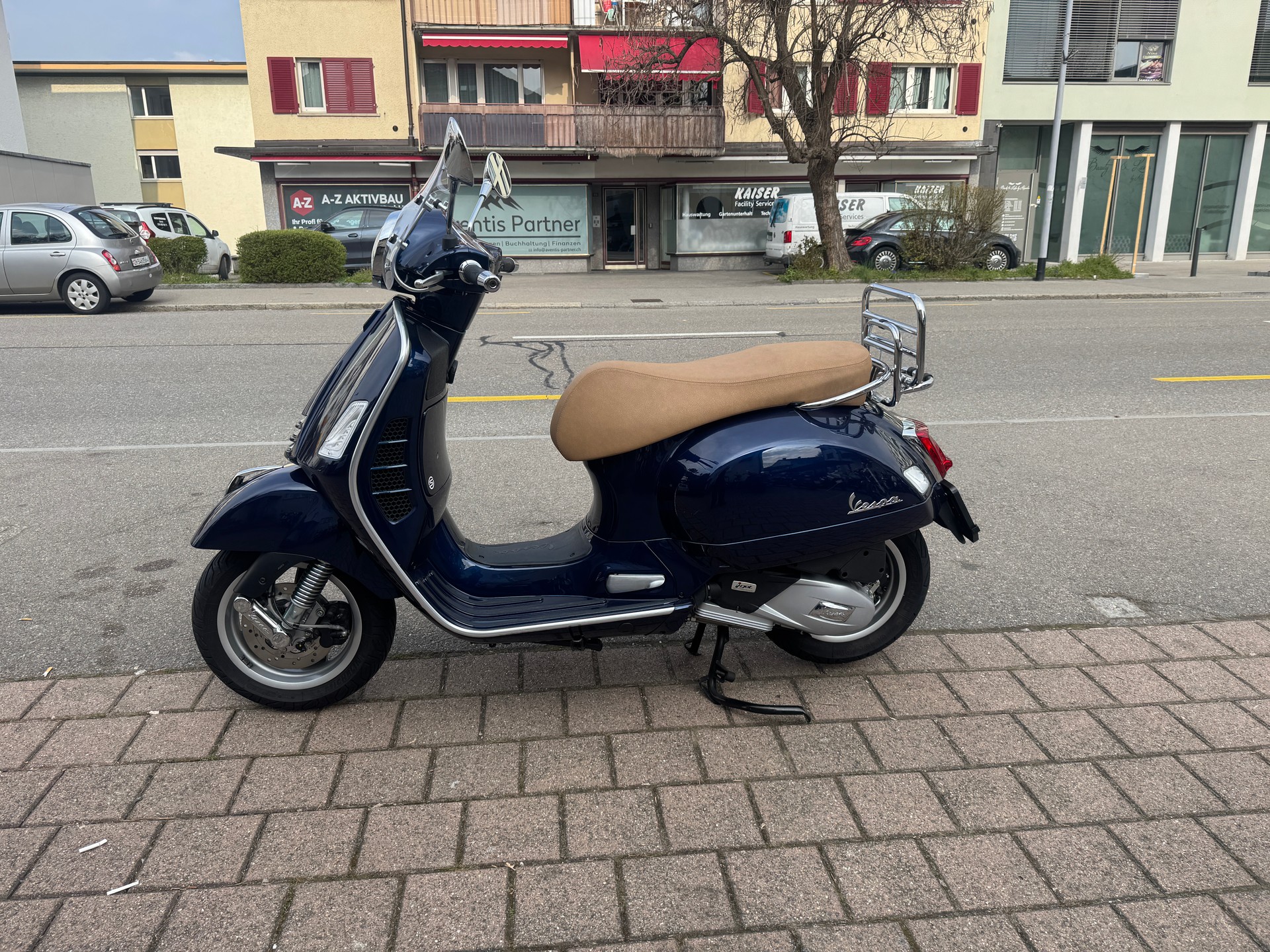 PIAGGIO Vespa GTS 125 ABS-image-4