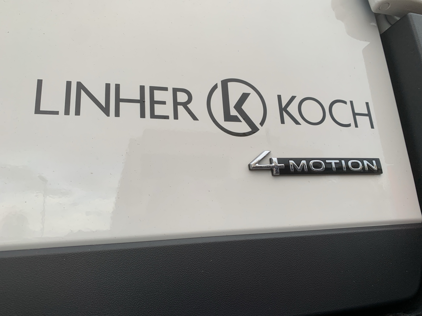 VW Crafter 35 Kasten 2.0 BiTDI L3H3 4Motion A-image-15