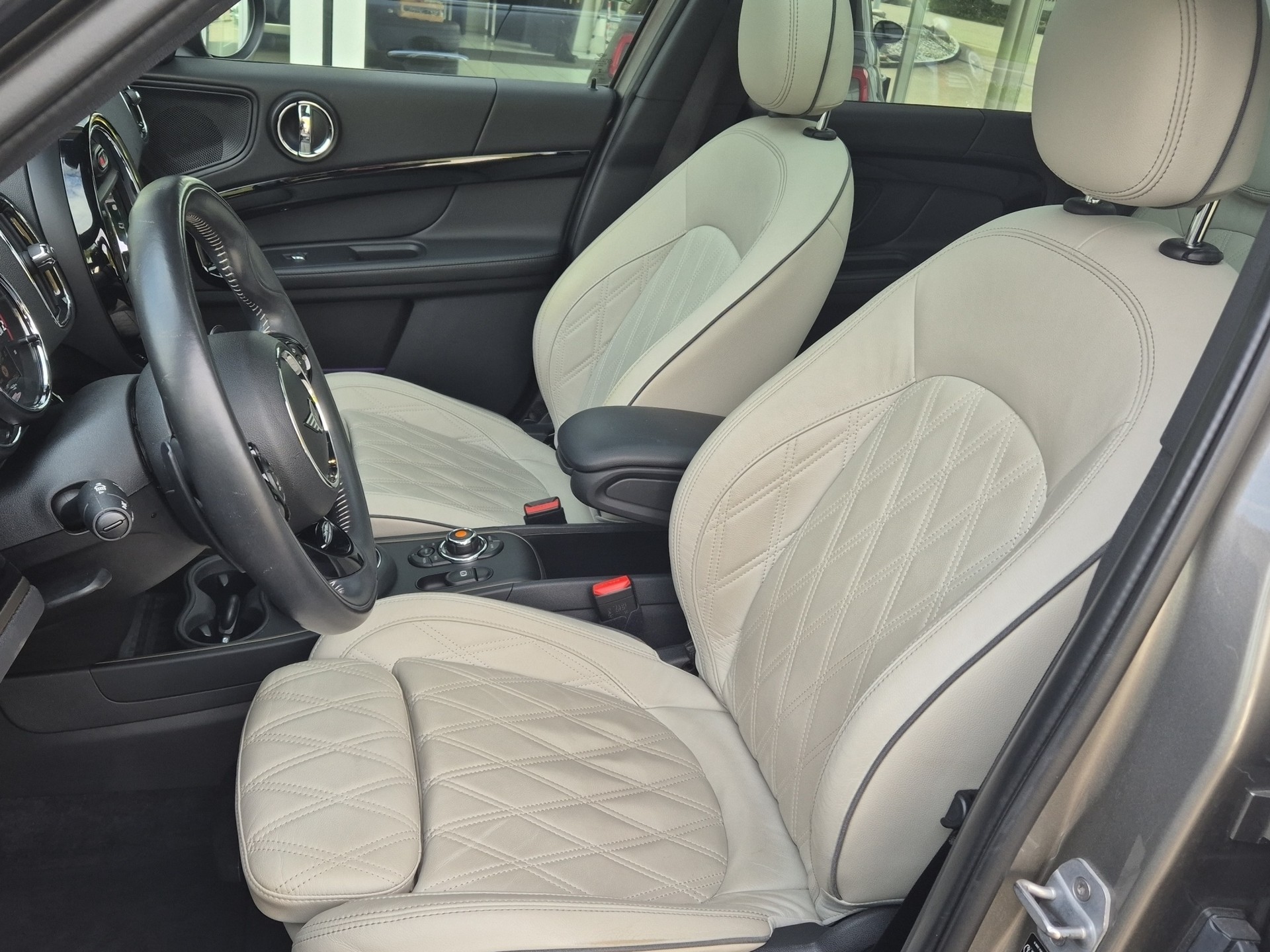 MINI Countryman John Cooper Works ALL4 Steptronic-image-16