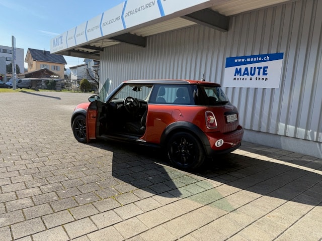 MINI One-image-3