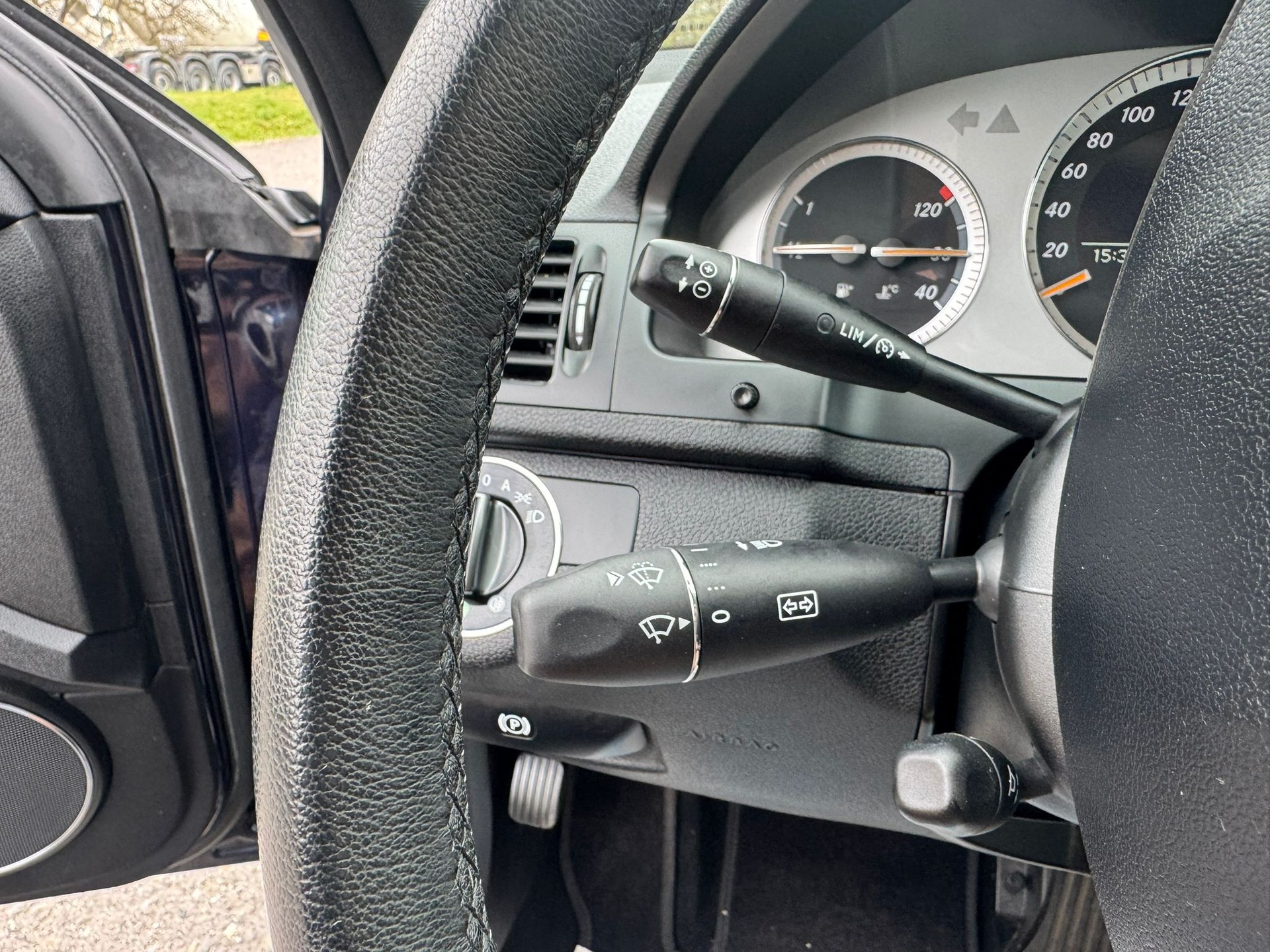 MERCEDES-BENZ C 230 Avantgarde 7G-Tronic-image-20