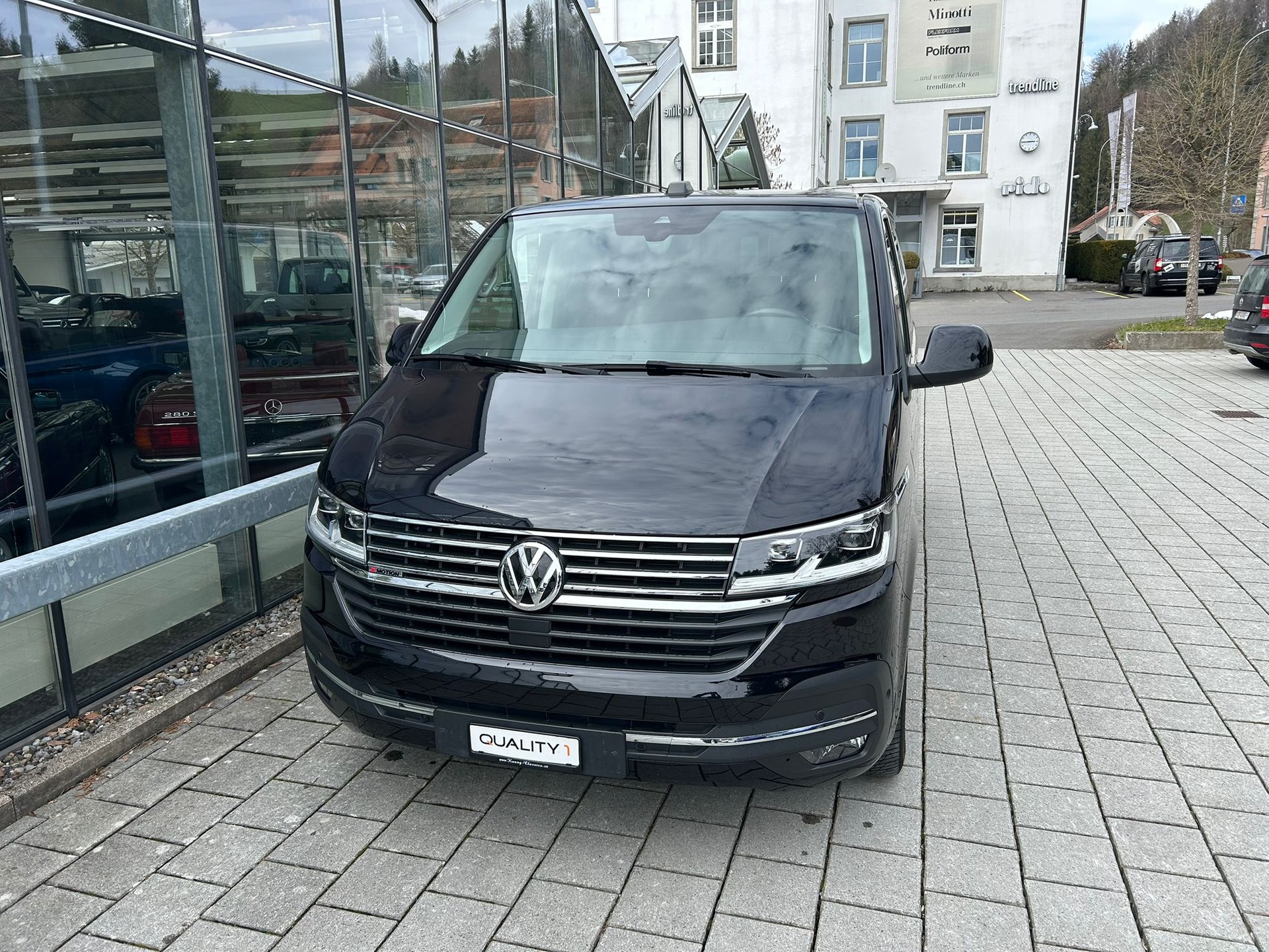 VW T6.1 Multivan 2.0 Bi-TDI Highline 4Motion DSG-showroom-element-1