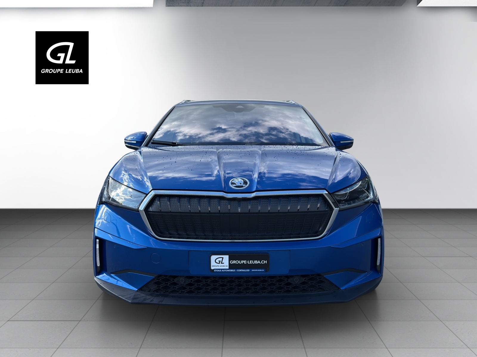 SKODA Enyaq 80-showroom-element-2