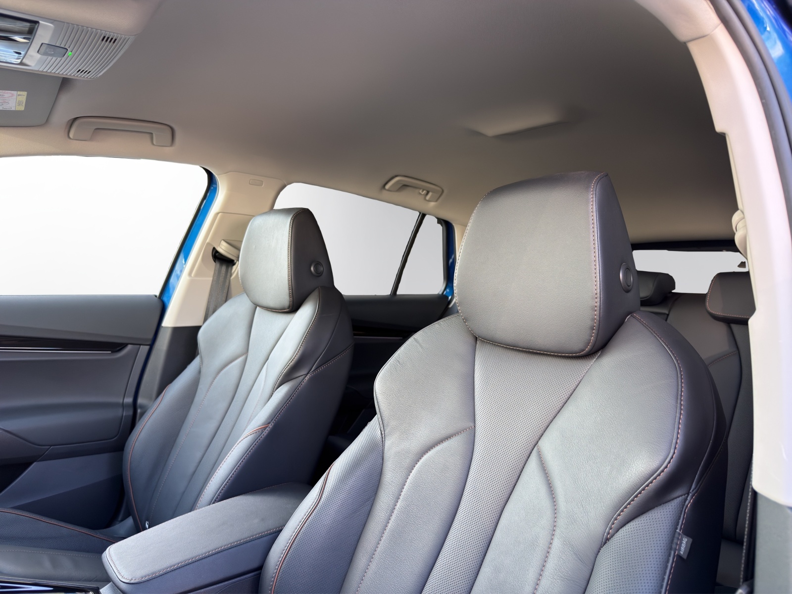 SKODA Enyaq 80-image-8