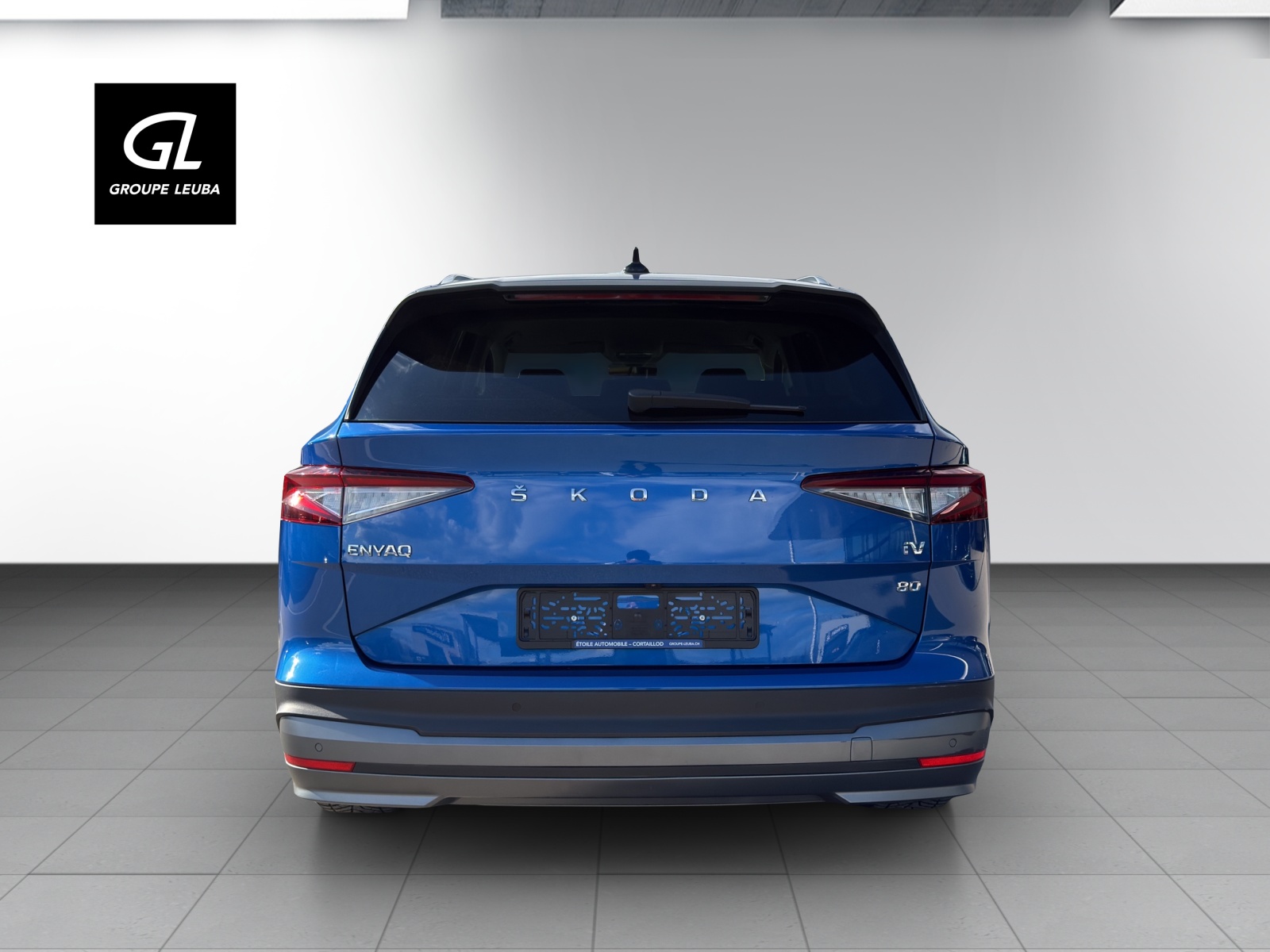 SKODA Enyaq 80-showroom-element-3