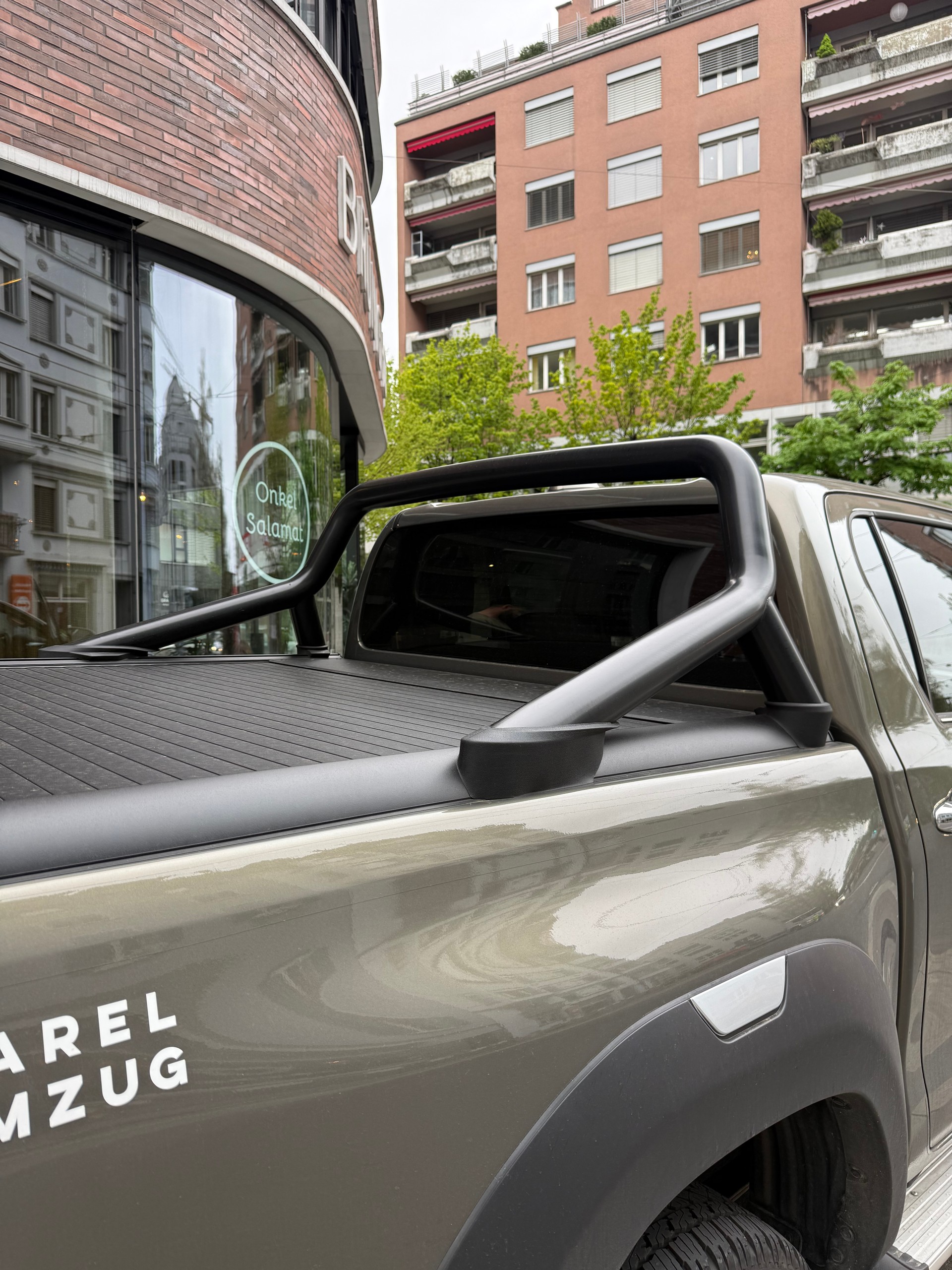 TOYOTA Hilux 2.4d Comfort Double Cab 4x4-image-2