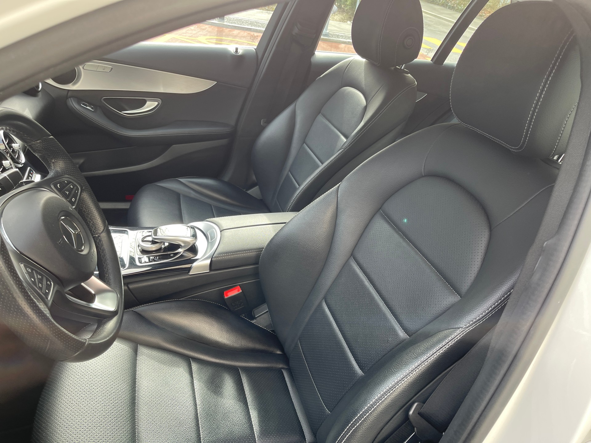 MERCEDES-BENZ C 180 Exclusive 9G-Tronic-image-5