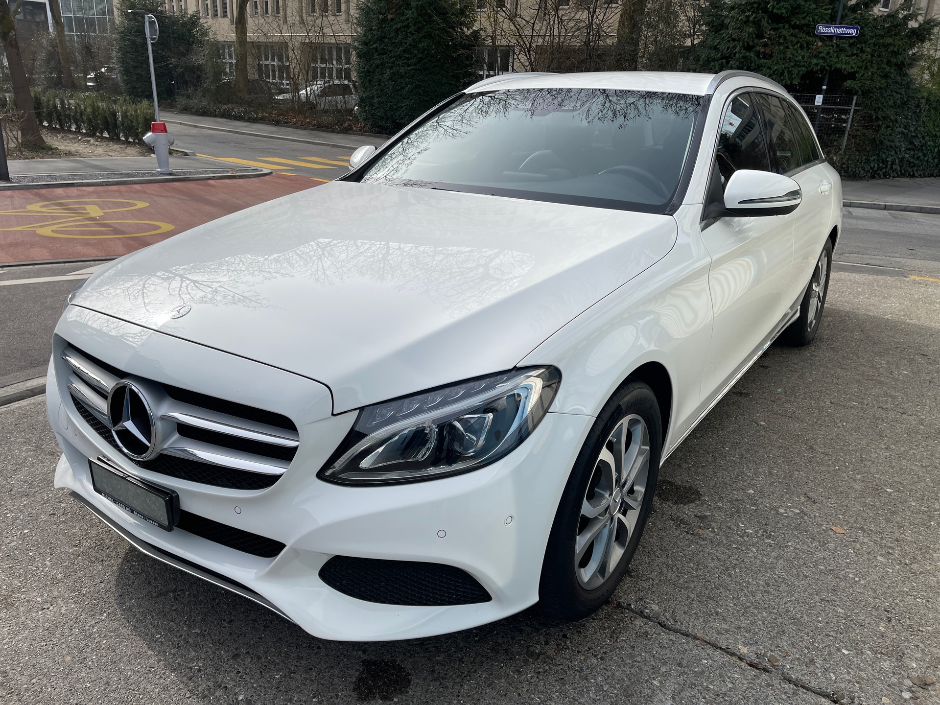 MERCEDES-BENZ C 180 Exclusive 9G-Tronic