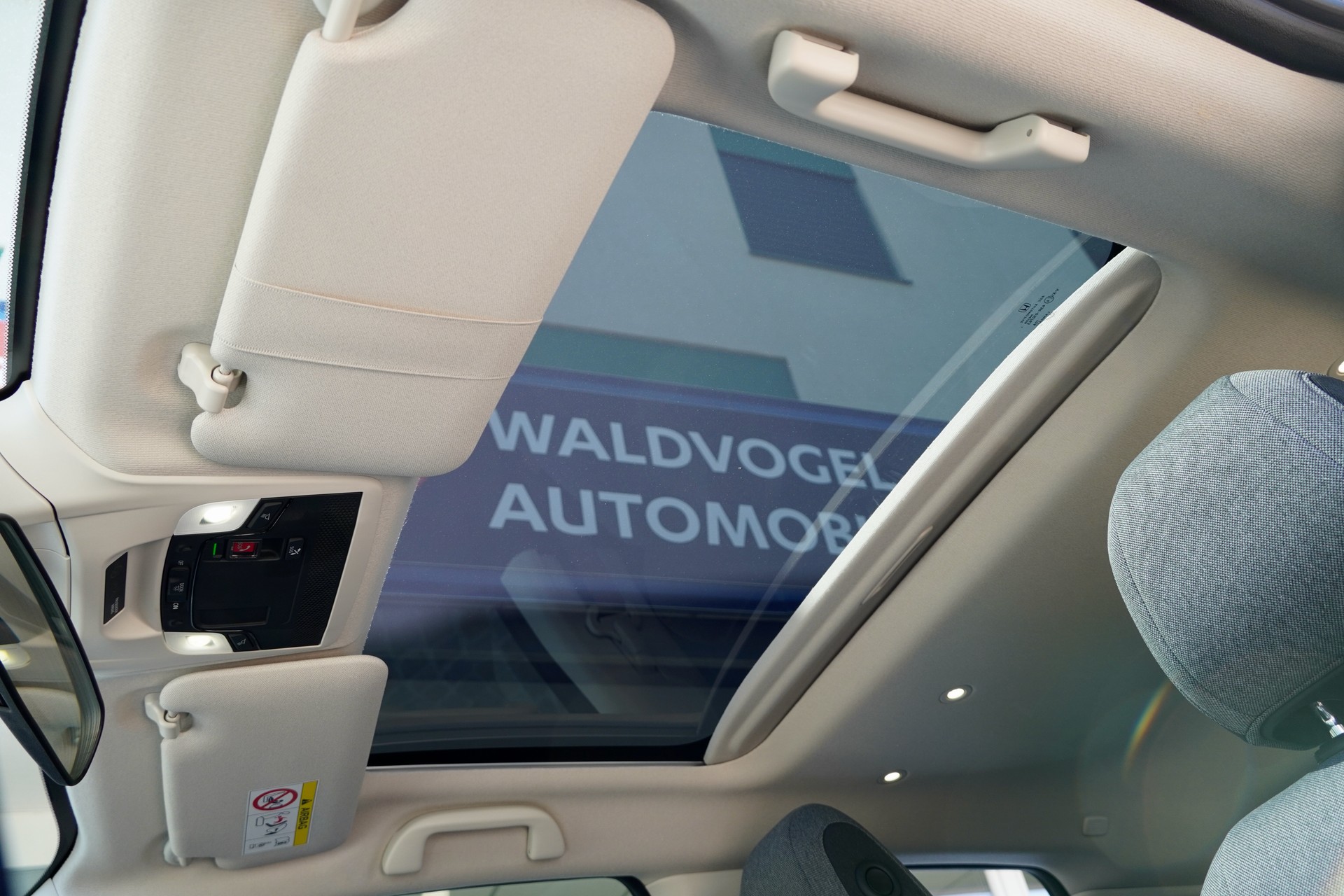 HONDA e-image-9
