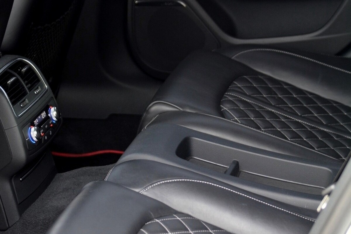 AUDI S7 Sportback 4.0 TFSI V8 quattro S-tronic Frisch ab MFK-image-13