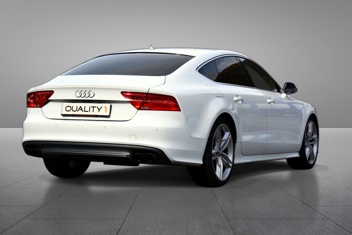 AUDI S7 Sportback 4.0 TFSI V8 quattro S-tronic Frisch ab MFK-image-5