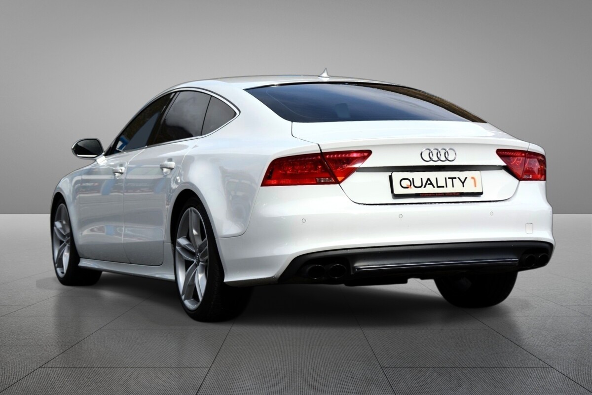 AUDI S7 Sportback 4.0 TFSI V8 quattro S-tronic Frisch ab MFK-image-4