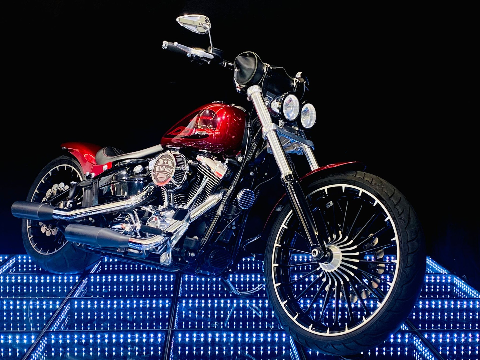 HARLEY-DAVIDSON FXSB Breakout 103 ABS-image-0