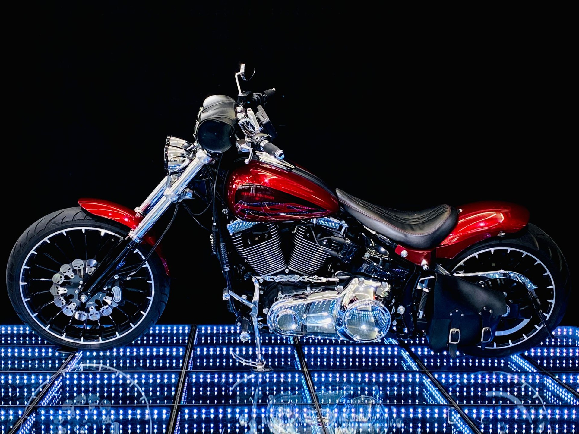 HARLEY-DAVIDSON FXSB Breakout 103 ABS-image-3