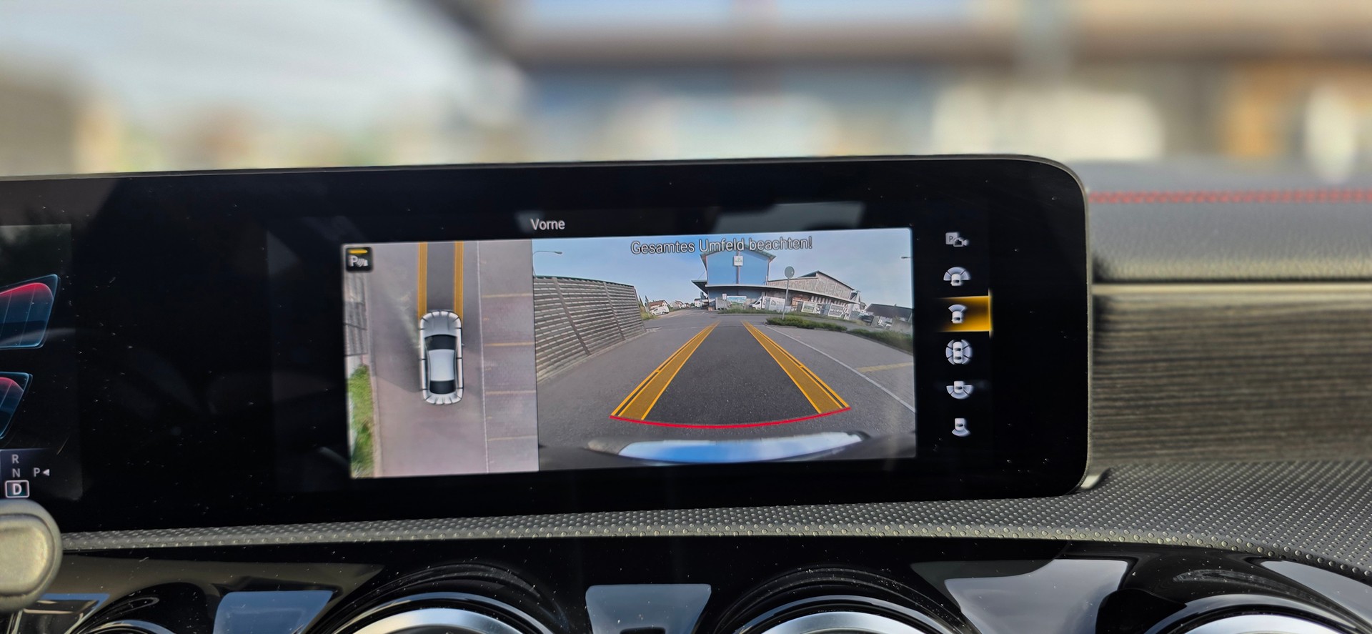 MERCEDES-BENZ CLA 35 AMG 4Matic 7G-DCT * EL. PANORAMA-DACH * MATTGRAU * DISTRONIC * HEAD-UP *-image-26