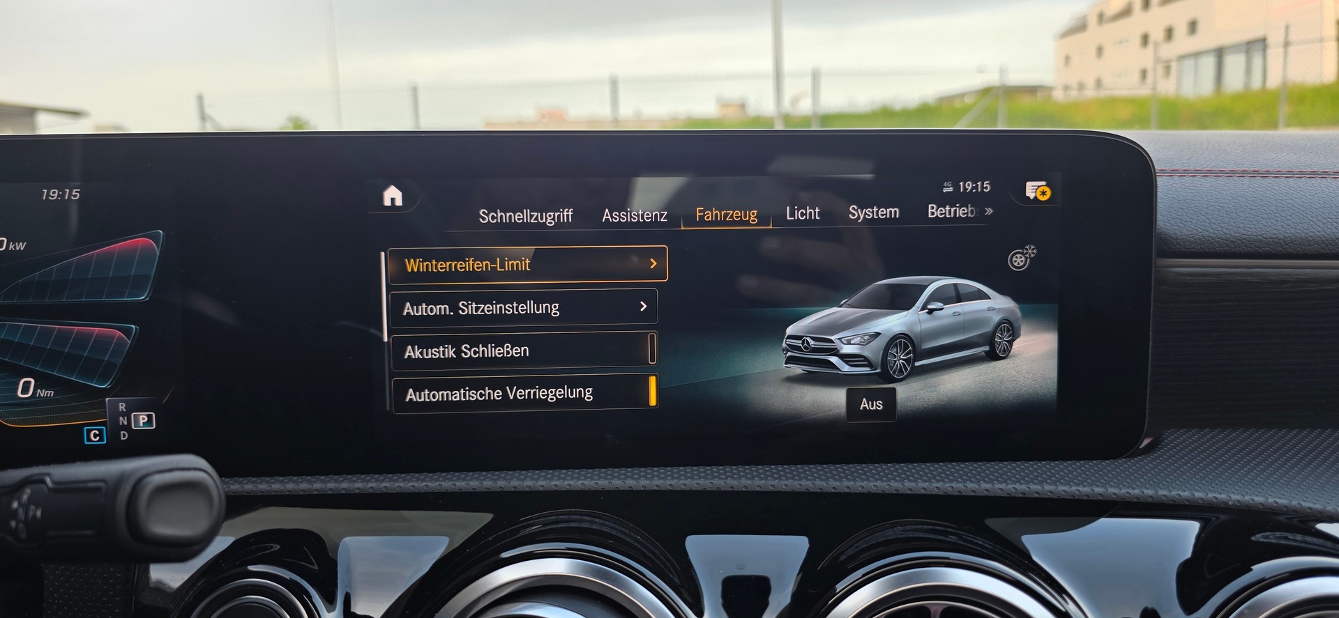 MERCEDES-BENZ CLA 35 AMG 4Matic 7G-DCT * EL. PANORAMA-DACH * MATTGRAU * DISTRONIC * HEAD-UP *-image-20