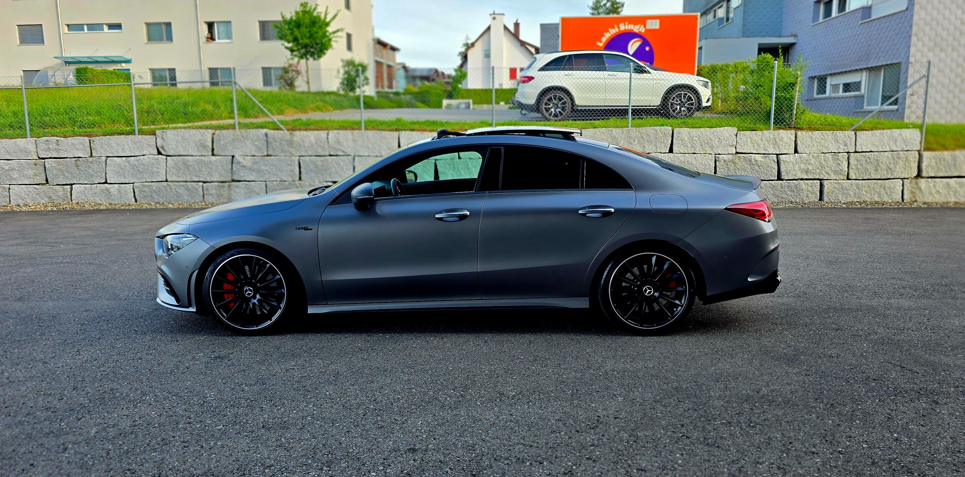 MERCEDES-BENZ CLA 35 AMG 4Matic 7G-DCT * EL. PANORAMA-DACH * MATTGRAU * DISTRONIC * HEAD-UP *-image-5