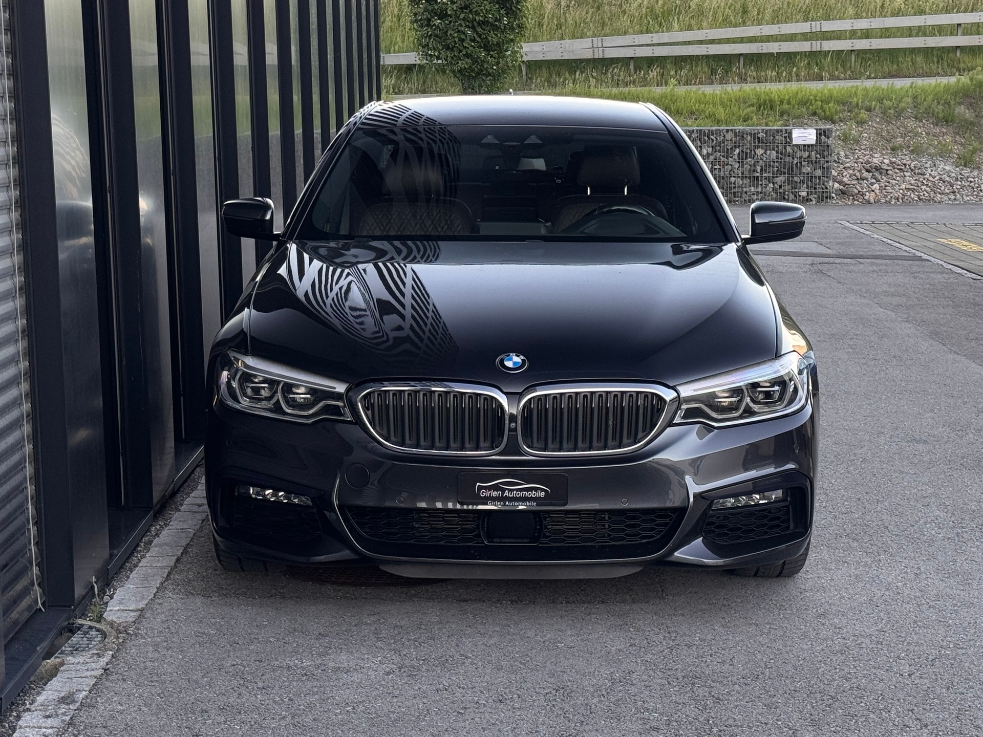 BMW 530d xDrive Steptronic M-Sport Packet-image-1