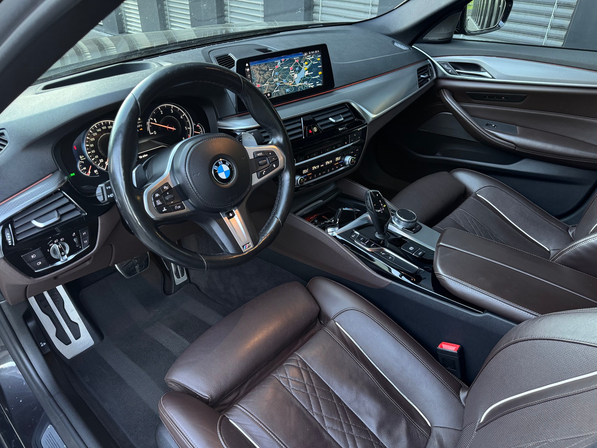 BMW 530d xDrive Steptronic M-Sport Packet-image-12