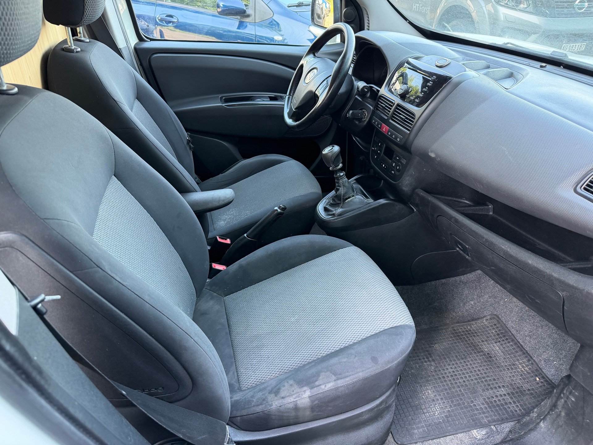 FIAT Doblò 1.4 Active-image-7