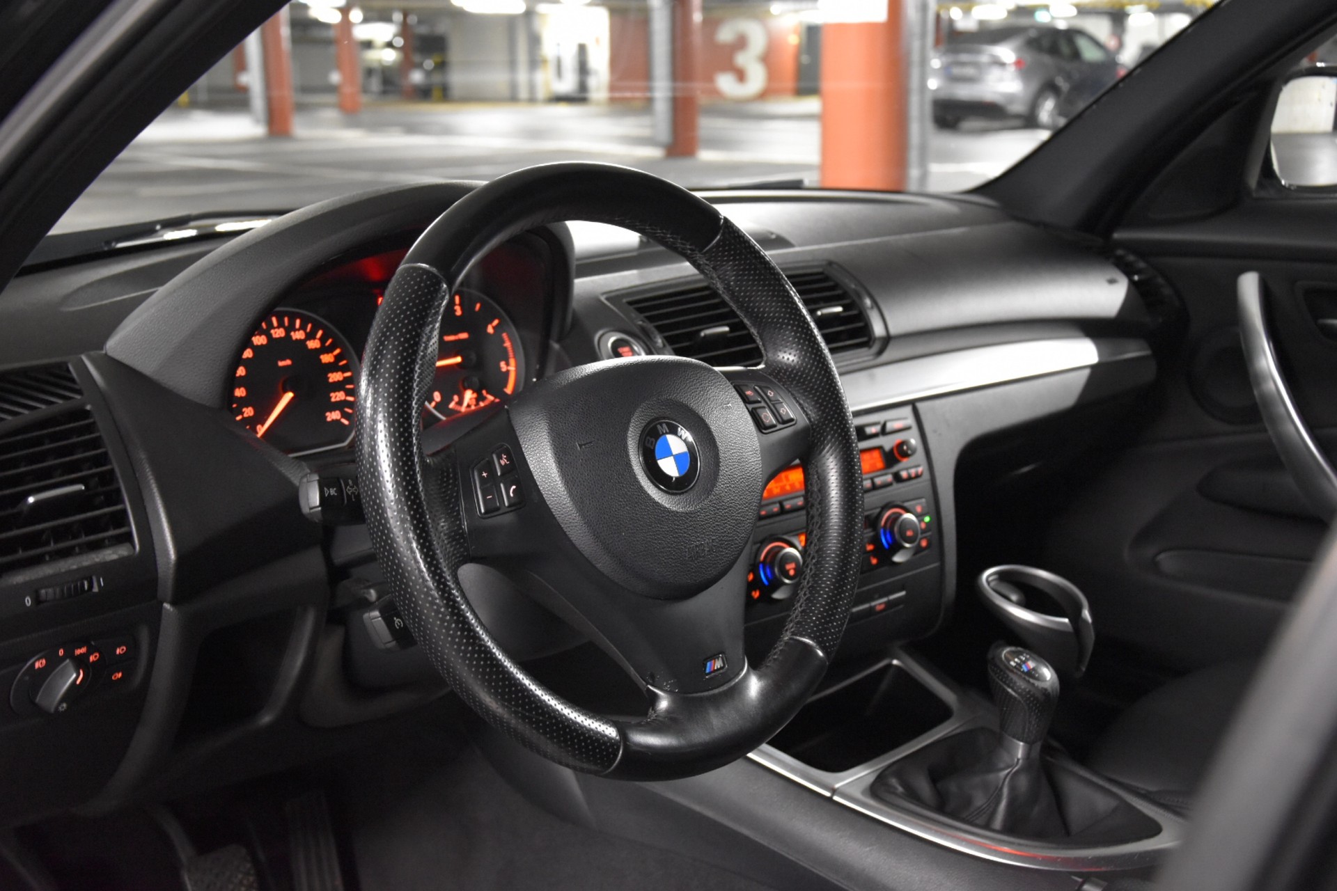 BMW 118d M-Paket Facelift-image-24
