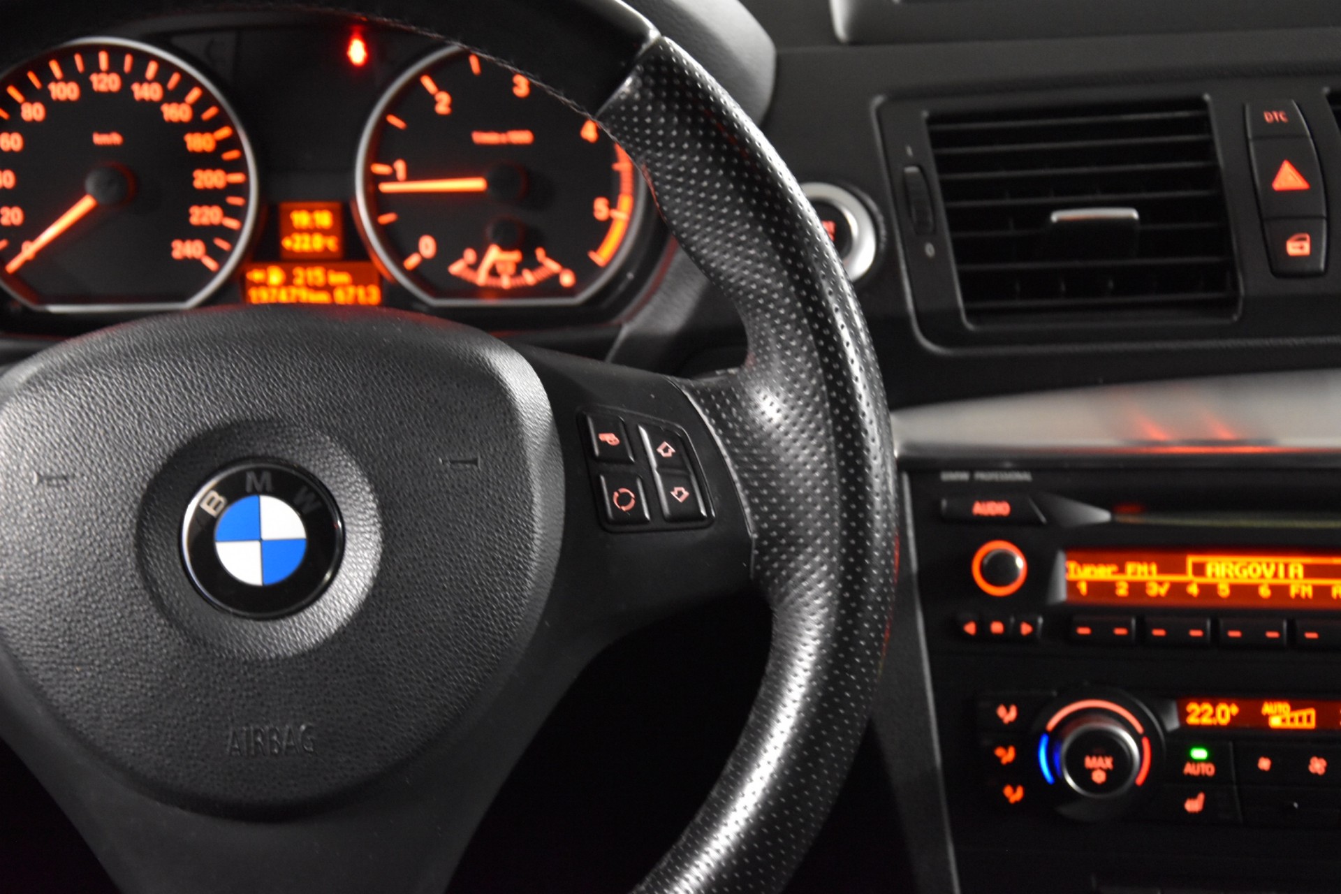BMW 118d M-Paket Facelift-image-17