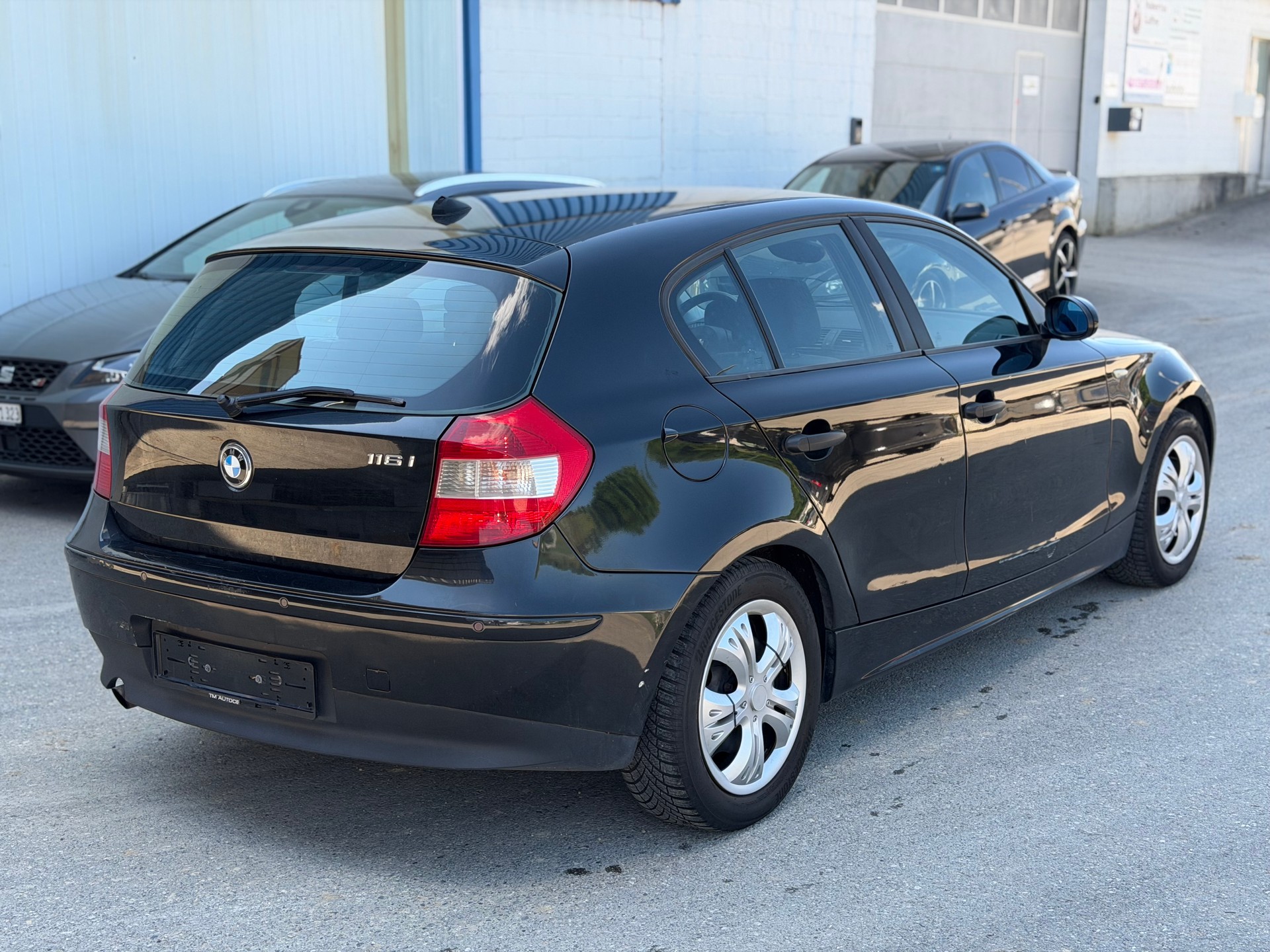 BMW 116i-image-2