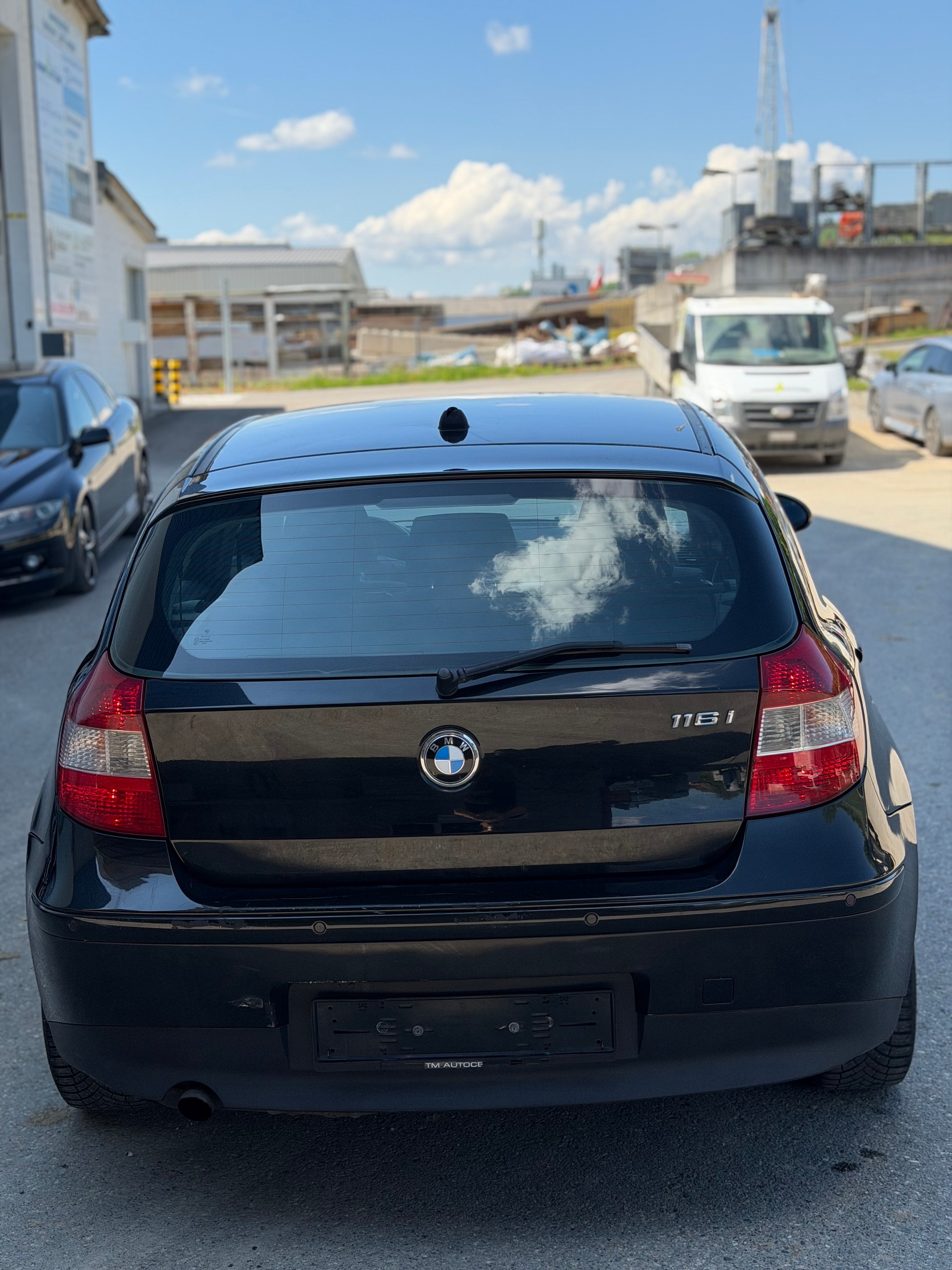 BMW 116i-image-3
