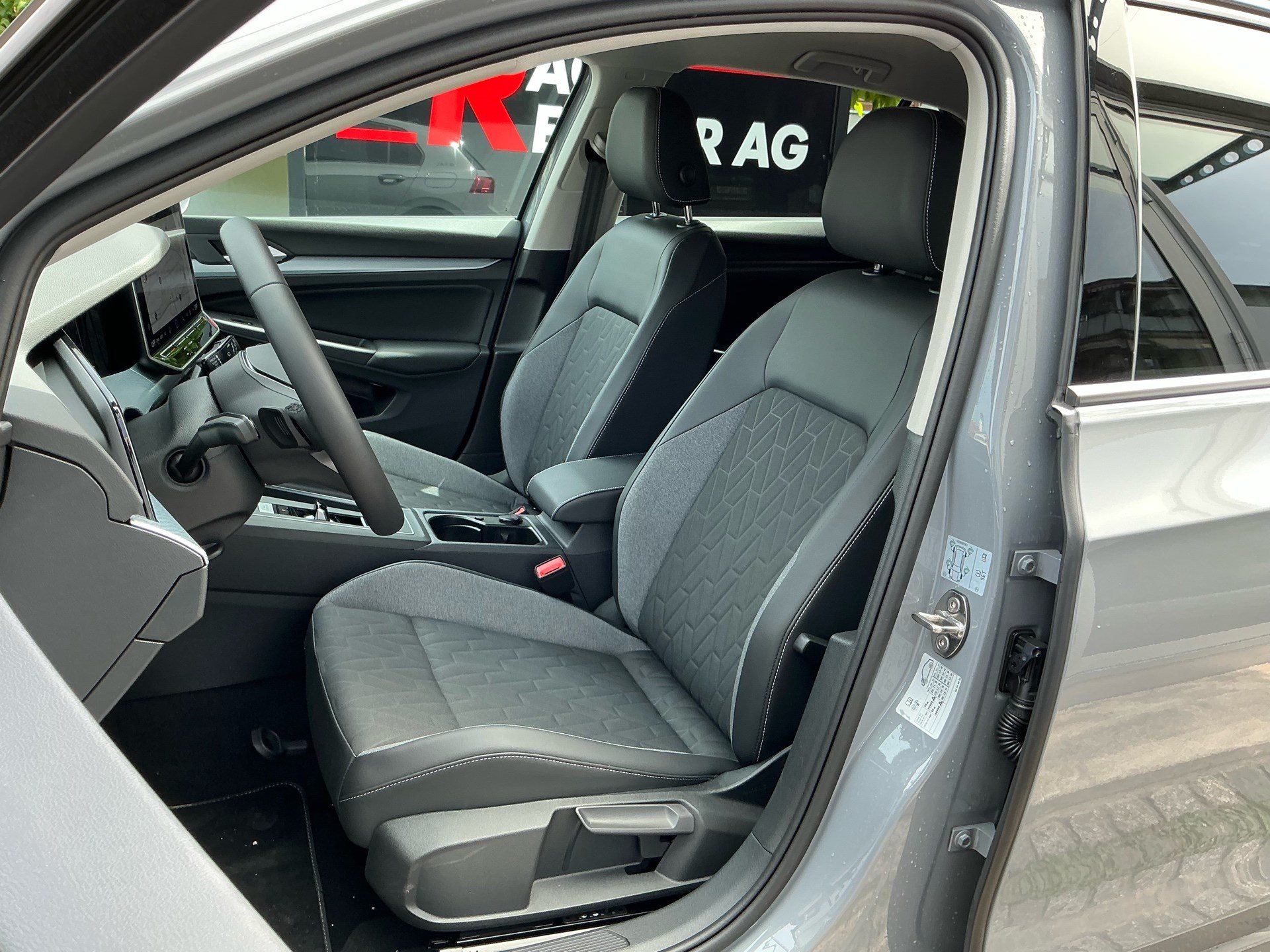VW Golf 1.5 TSI eHYBRID 204 PS GOAL *** 140 KM ELEKTRISCHE REICHWEITE ***-image-7