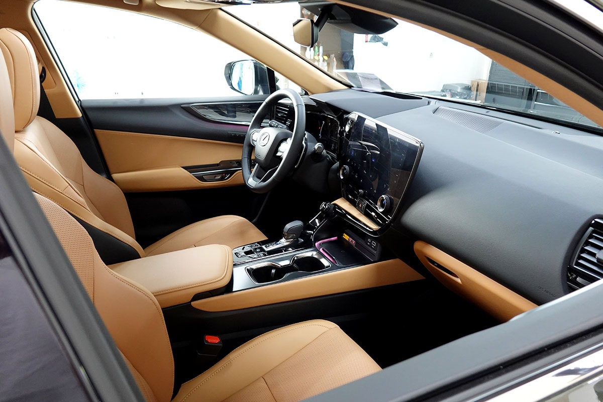 LEXUS NX 450h+ E-FOUR Comfort Pack Interieur, Panorama-image-6