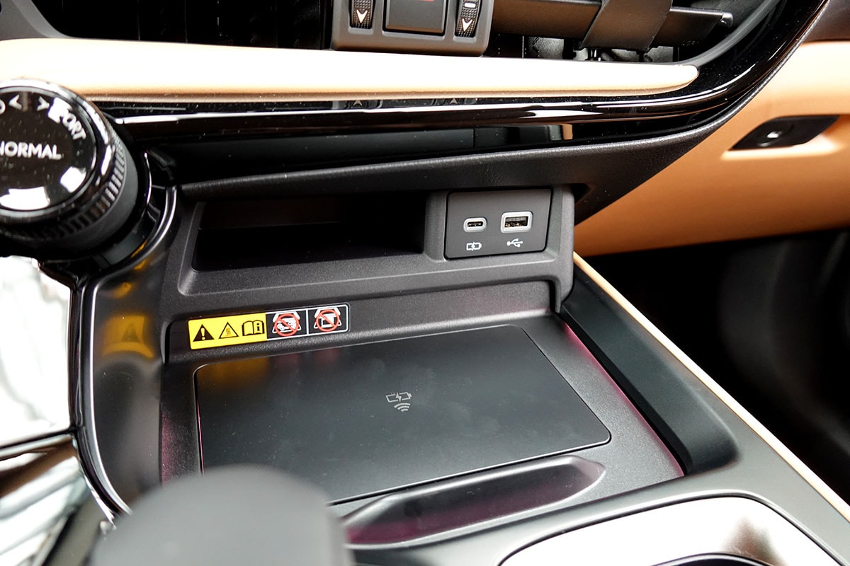 LEXUS NX 450h+ E-FOUR Comfort Pack Interieur, Panorama-image-20