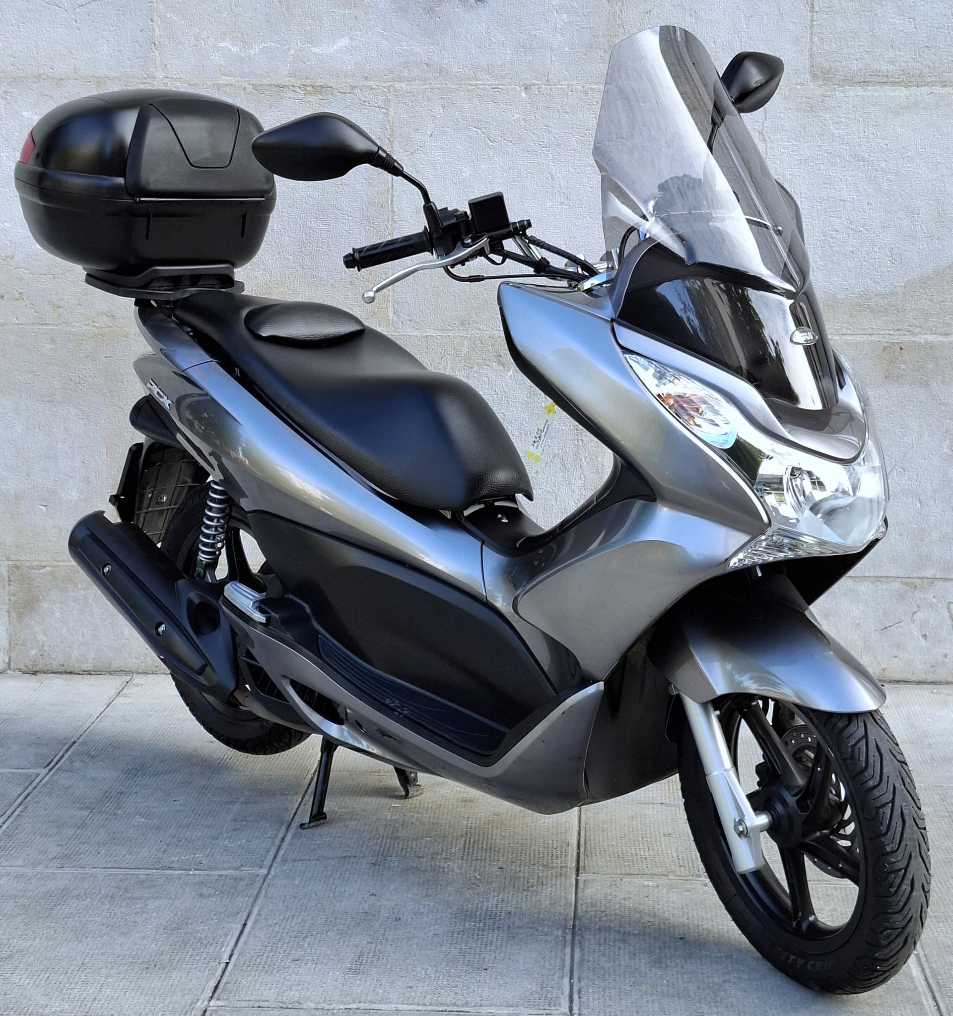 HONDA PCX 125 i-image-1