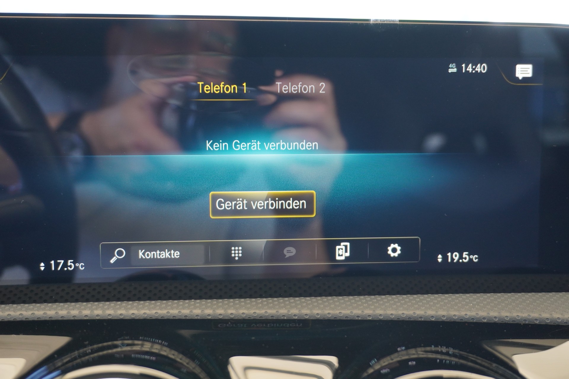 MERCEDES-BENZ CLA Shooting Brake 220 d 4Matic AMG Line-image-22