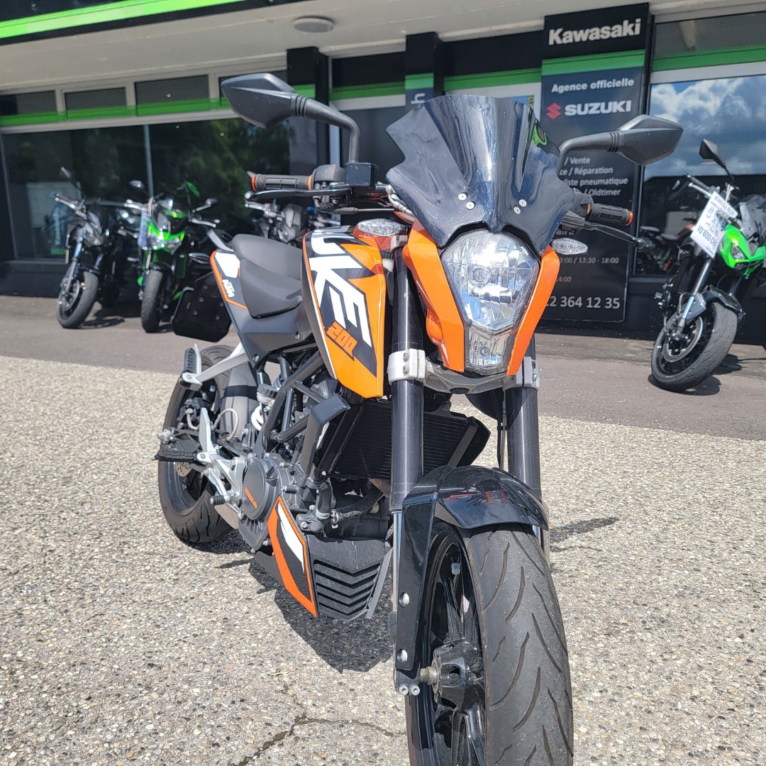 KTM 200 Duke-image-2