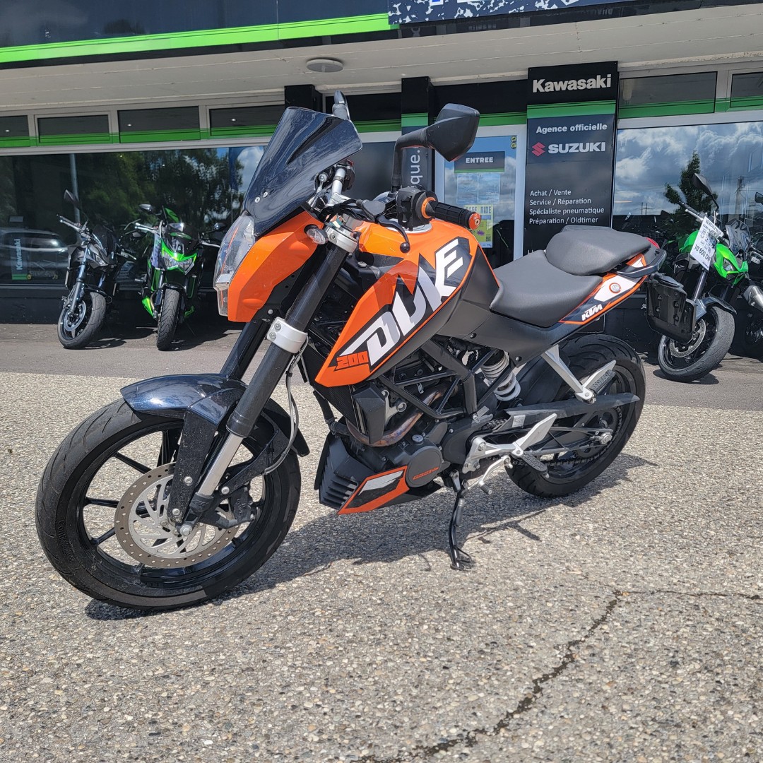 KTM 200 Duke-image-9