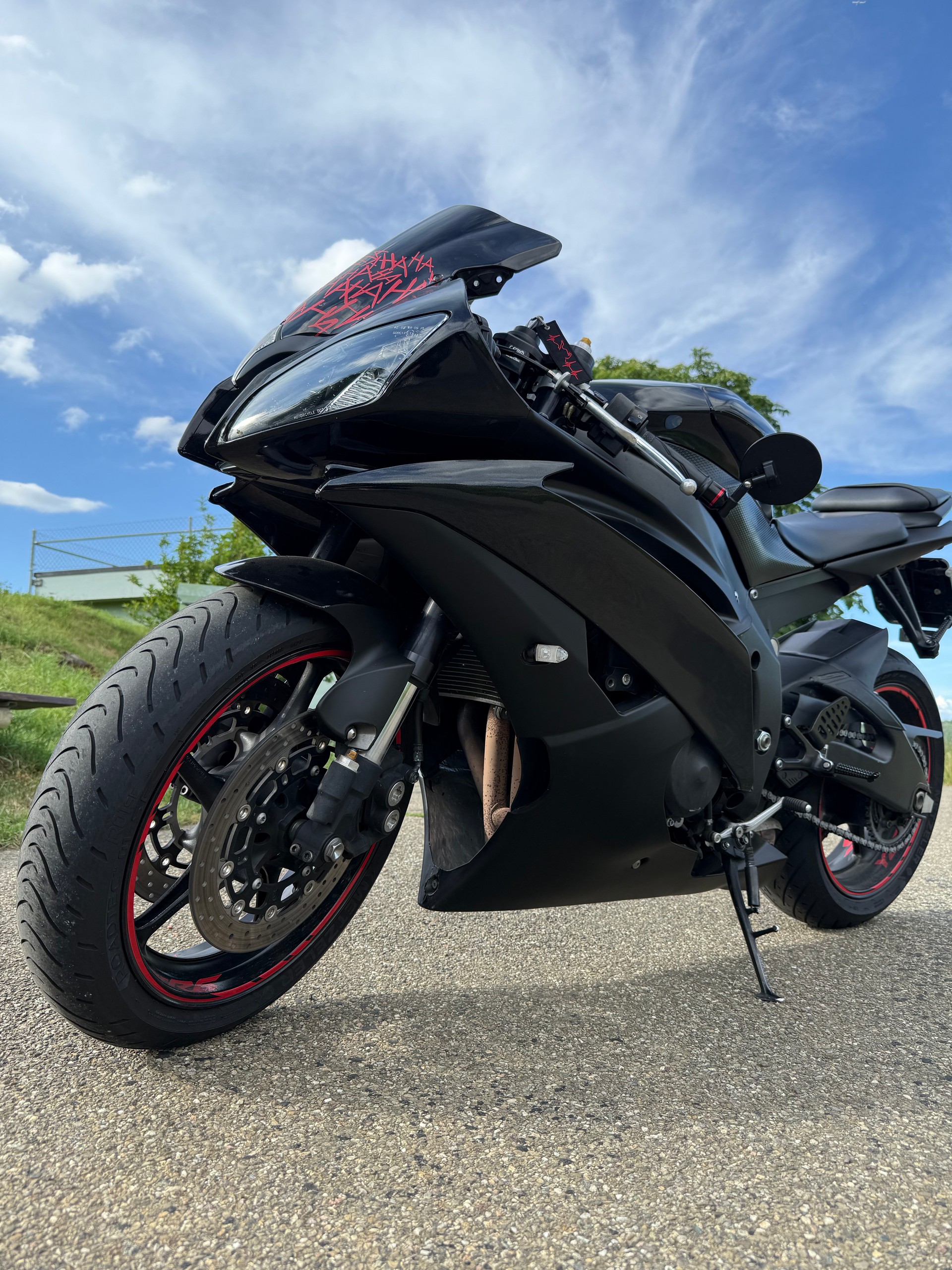 YAMAHA YZF-R6-image-3