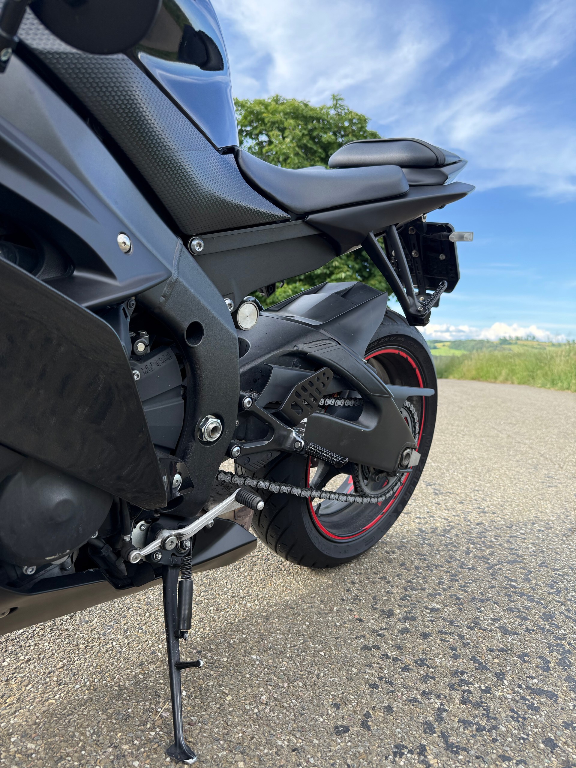 YAMAHA YZF-R6-image-4