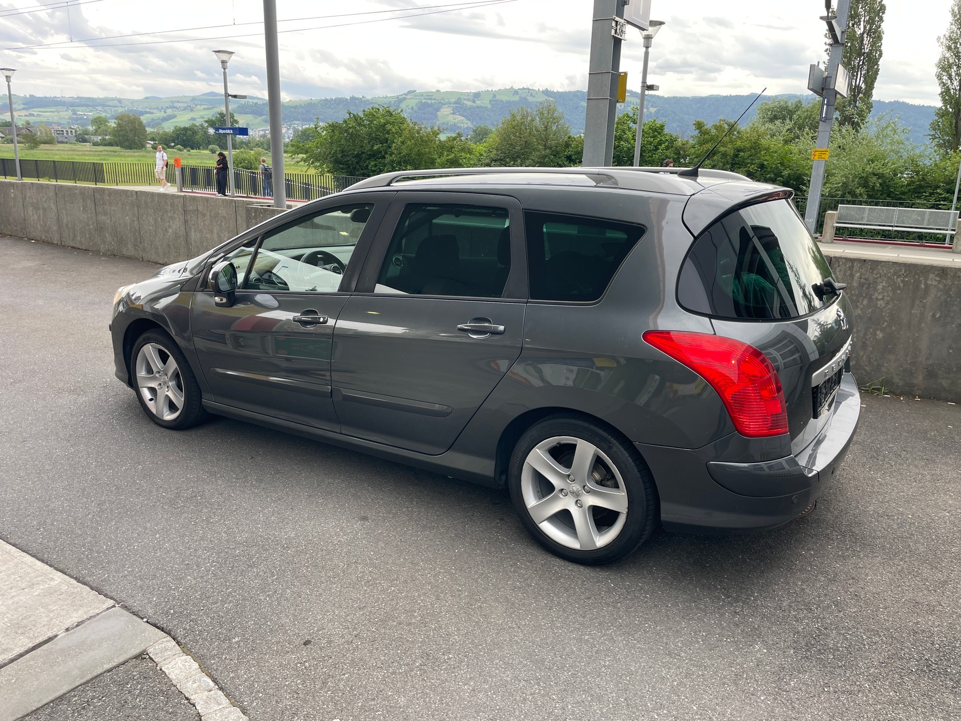 PEUGEOT 308 SW 1.6 16V Turbo Sport Pack-image-8