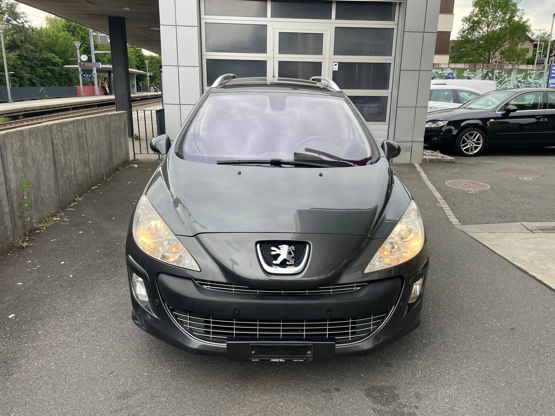 PEUGEOT 308 SW 1.6 16V Turbo Sport Pack-showroom-element-2