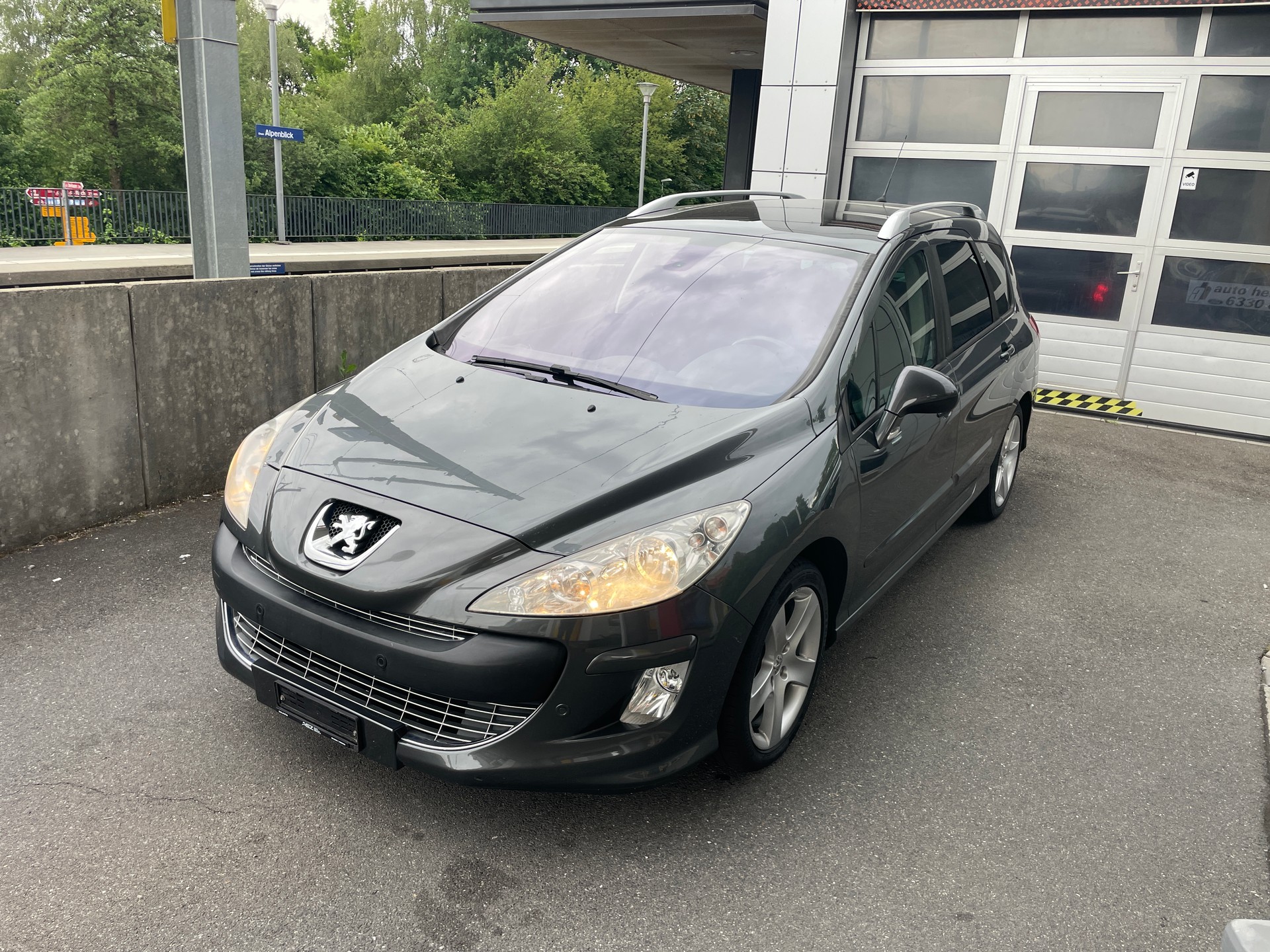 PEUGEOT 308 SW 1.6 16V Turbo Sport Pack-showroom-element-1