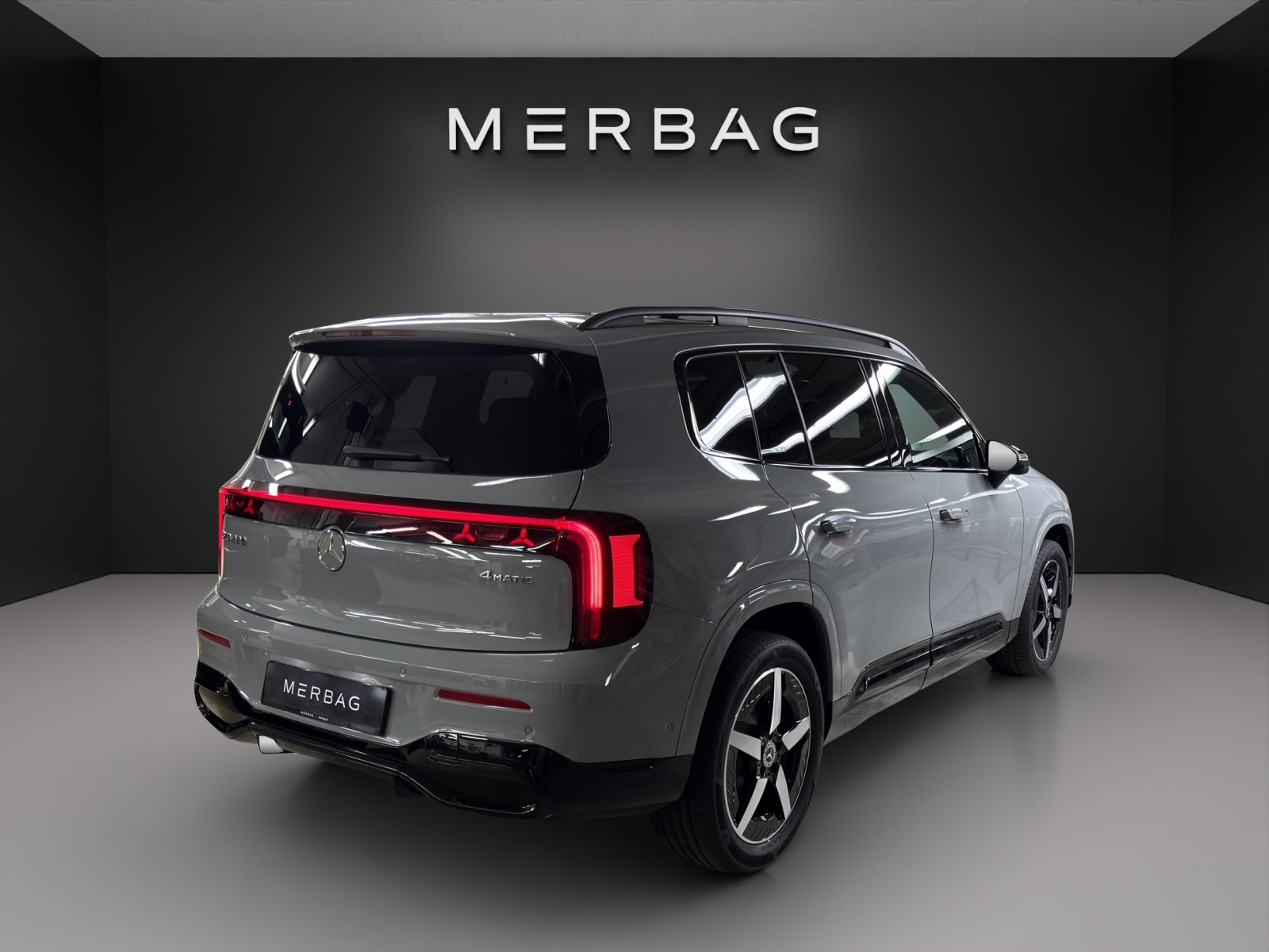 MERCEDES-BENZ GLB 220 4Matic 8G-Tronic-image-4