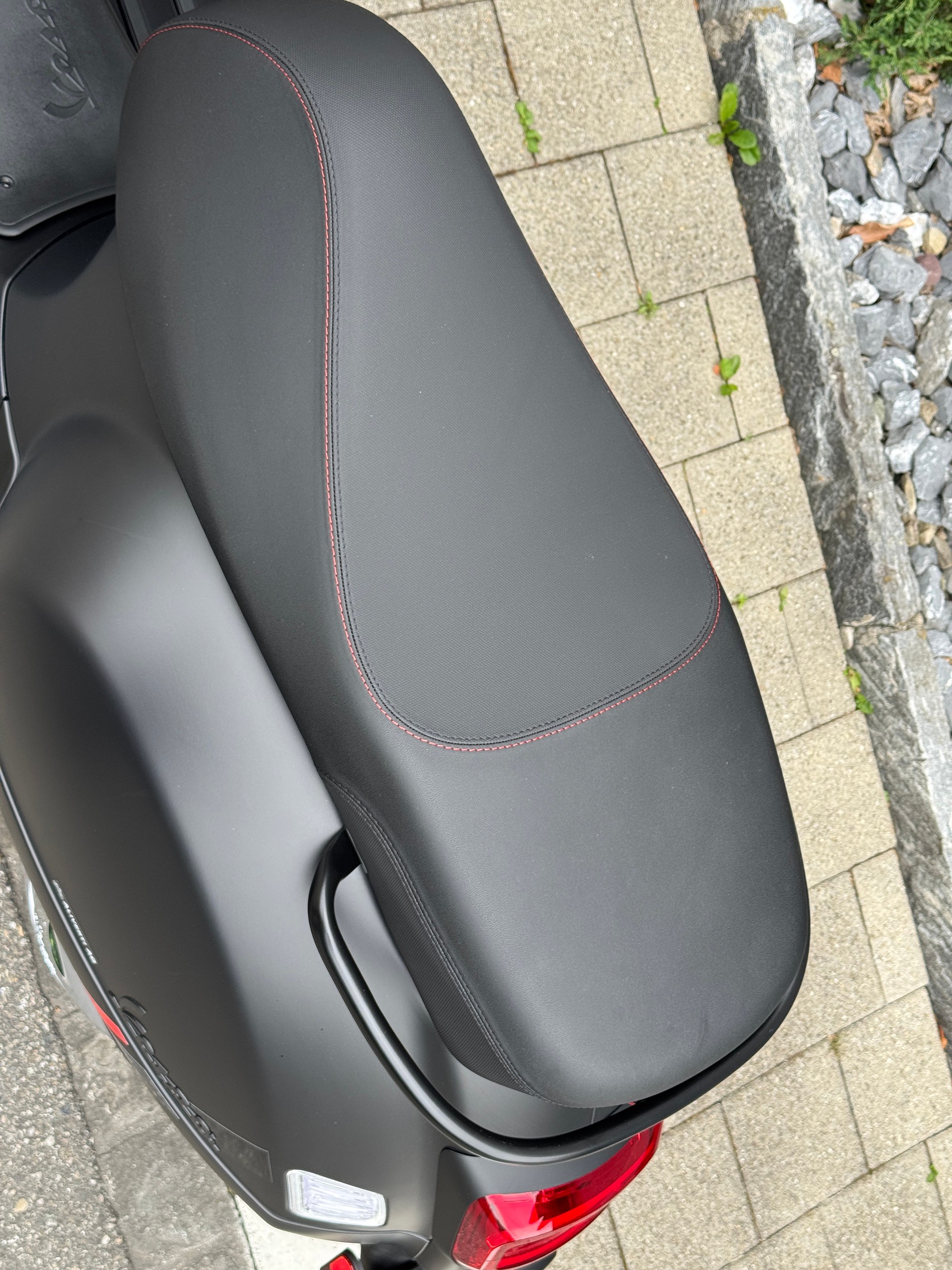 PIAGGIO Vespa GTS 125 Super Sport RST Euro 5+-image-5