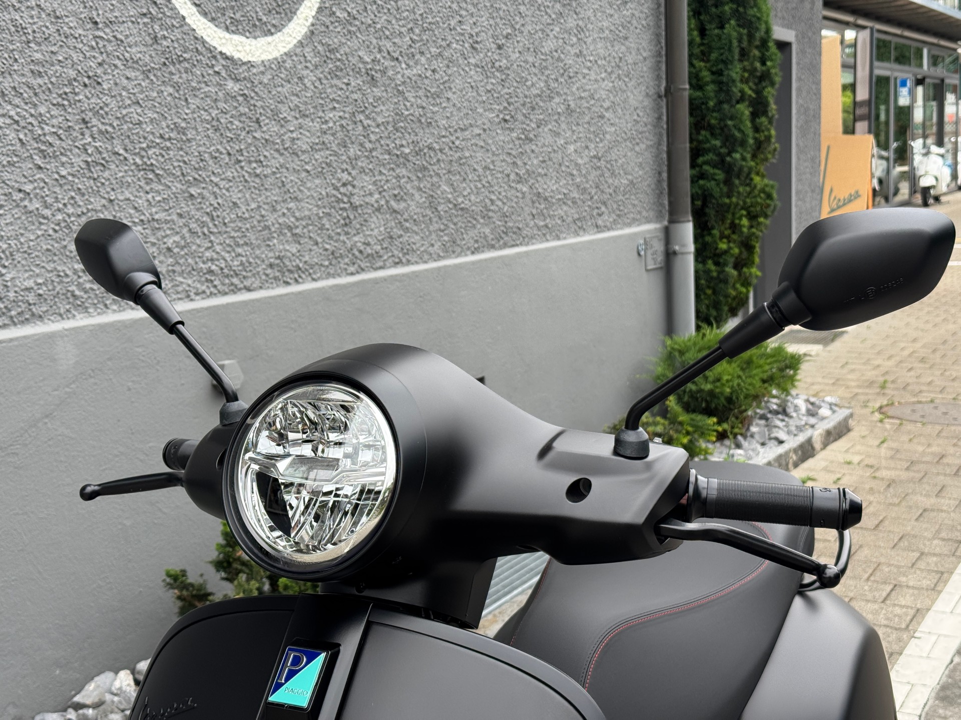 PIAGGIO Vespa GTS 125 Super Sport RST Euro 5+-image-1