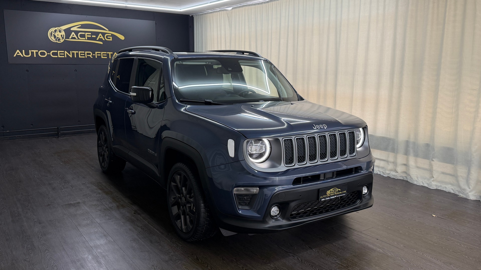 JEEP Renegade 1.3 T PHEV Swiss Limited Plus Sky AWD-showroom-element-2